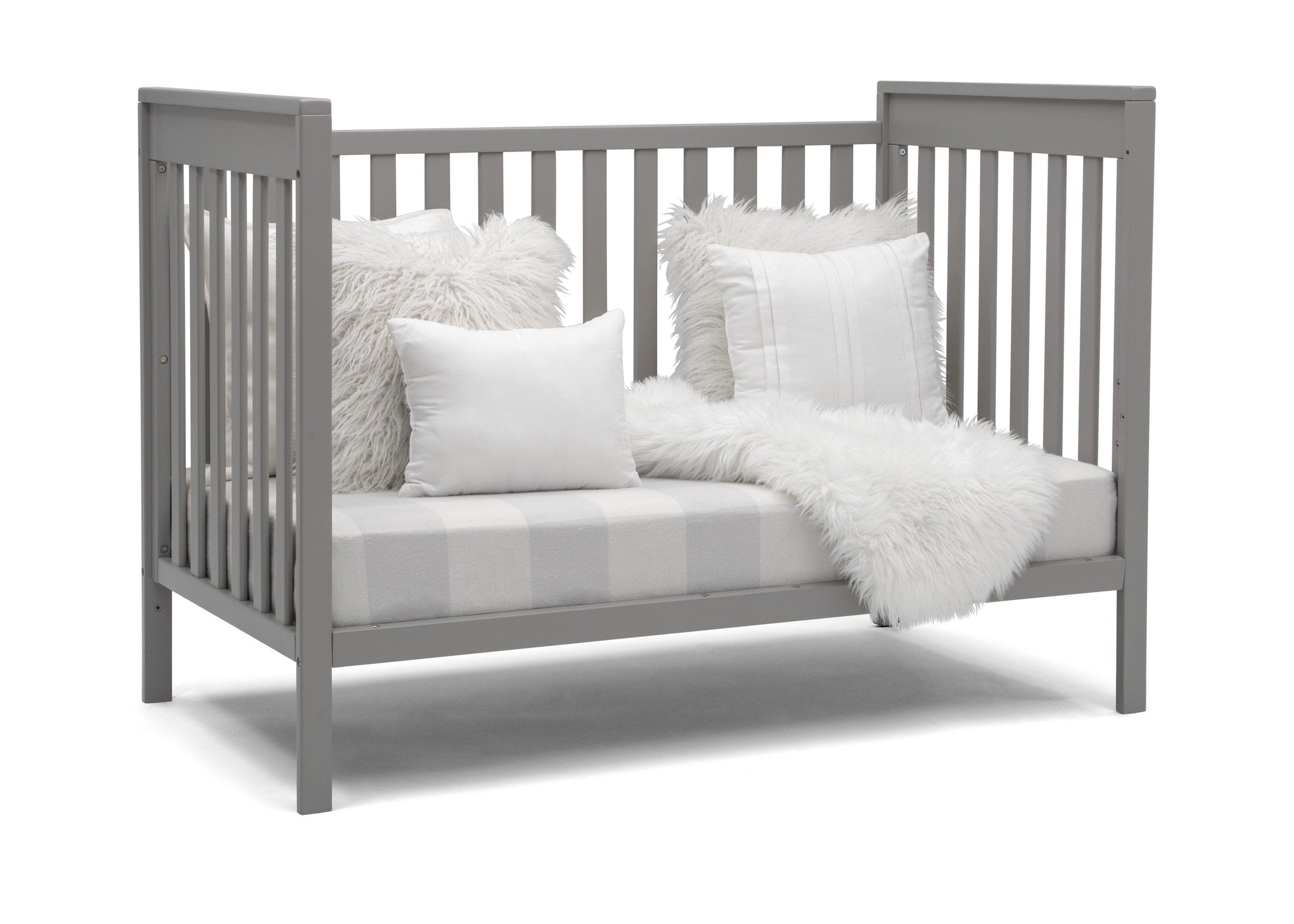Mercer 6-in-1 Convertible Baby Crib with Toddler Rail - White Nursery Furniture for Newborn to Full Size Bed | Perfect for Nursery, Bedroom & Guest Room