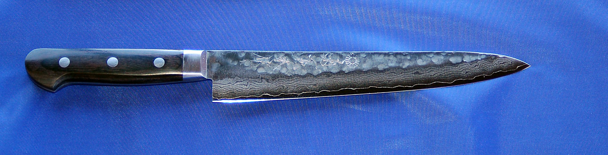 Premium Elite Warikomi Damascus Chef Knife 8 Inch - High Carbon Steel Japanese Kitchen Knife for Professional Chefs, Sushi, Meat Cutting & Precision Cooking