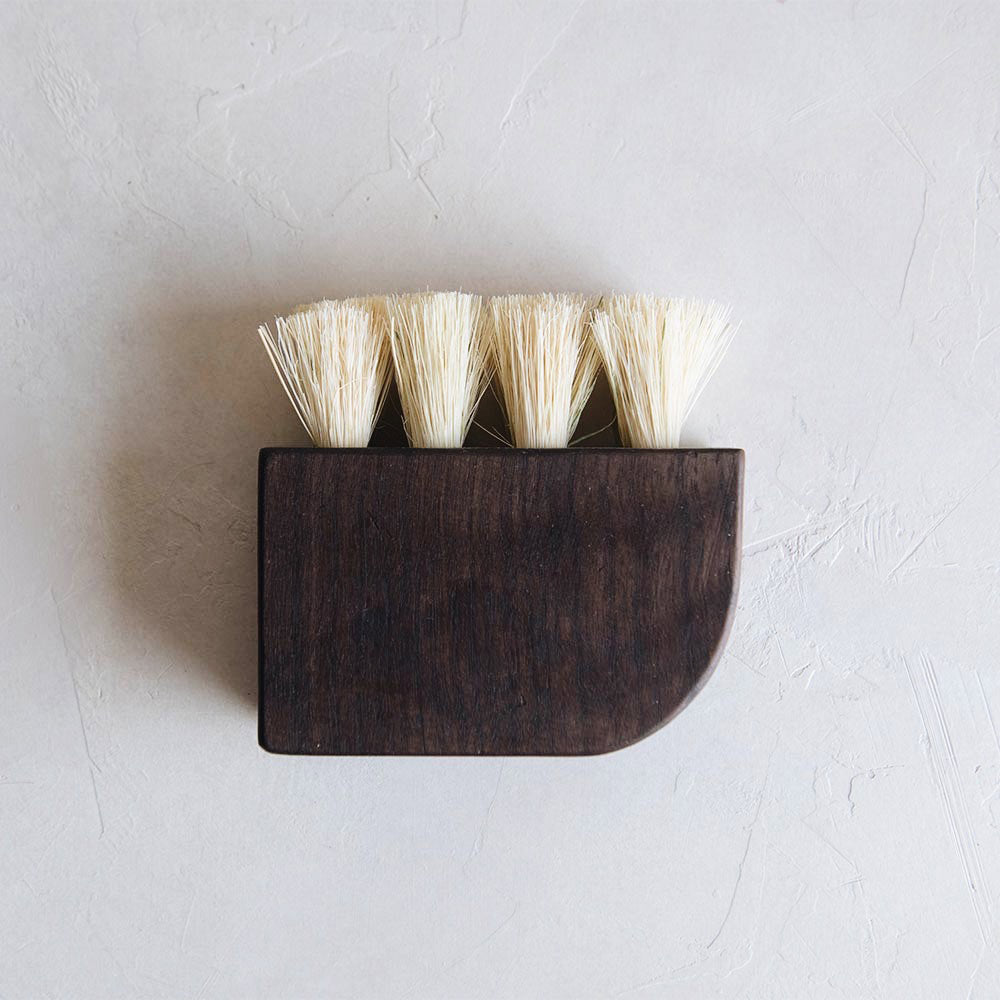 MT0970 Large Wooden Counter Brush - Heavy Duty Kitchen Scrubber for Stove, Sink & Countertop Cleaning - Natural Wood Handle & Durable Bristles