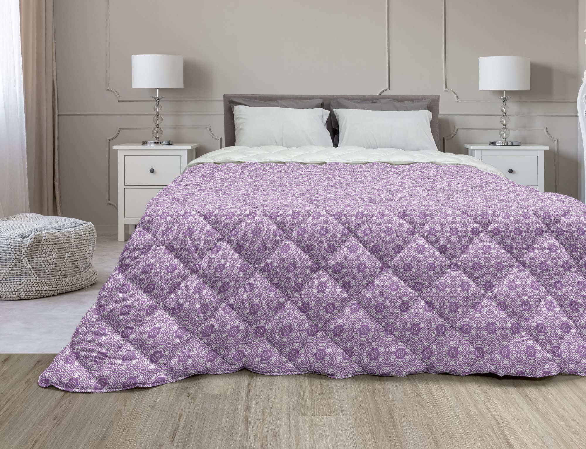 Ambesonne Geometric Down Alternative Comforter - Abstract Cherry Hexagon Pattern Modern Art Microfiber Quilt | All-Season Twin Size Bedding in Violet & White | Perfect for Contemporary Bedrooms, Guest Rooms & Dorm Decor
