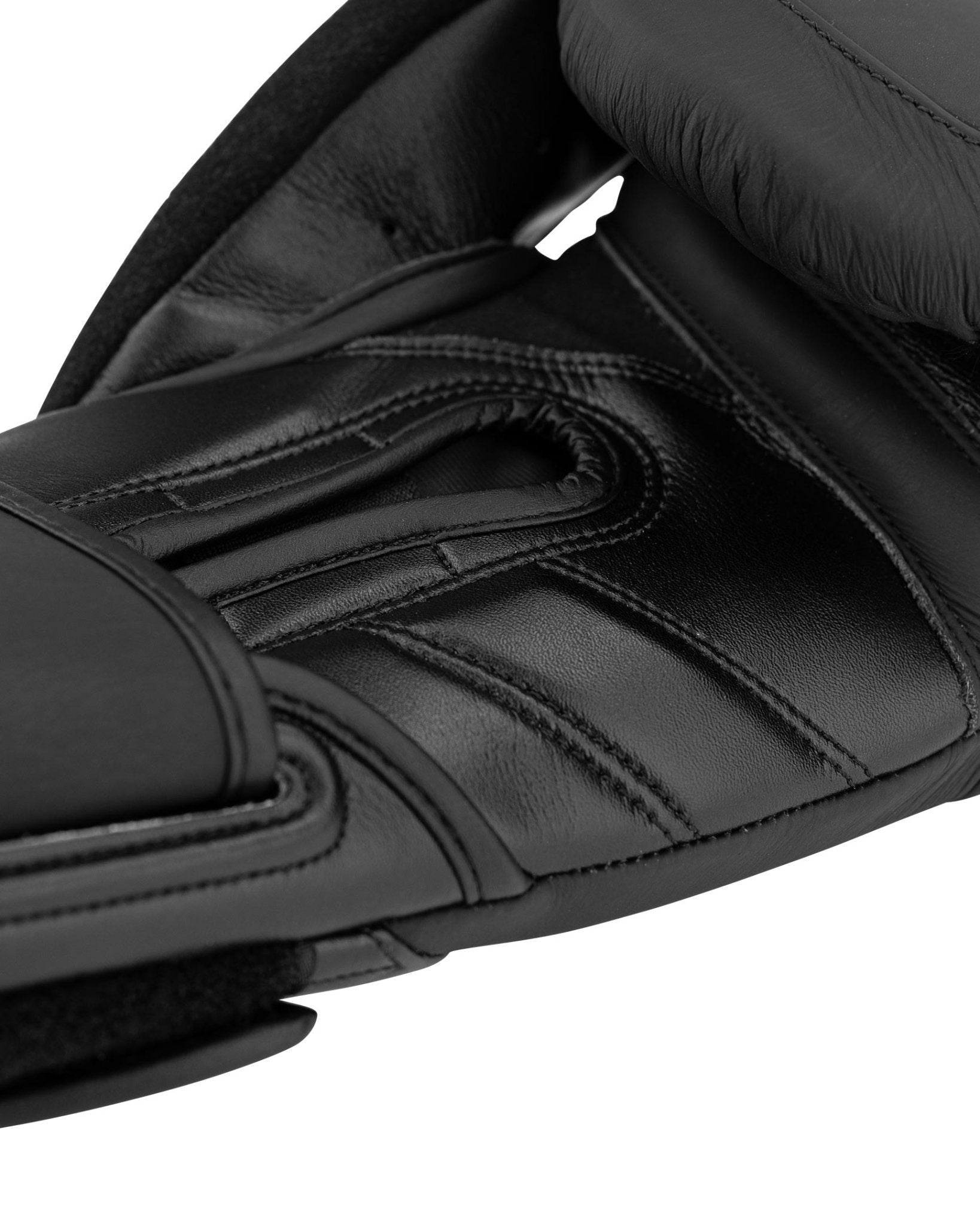 Creed Gel Heavy Bag Gloves for Boxing & MMA Training - Premium Padded Punching Bag Mitts for Men & Women - Ideal for Gym, Home Workouts & Fitness Training
