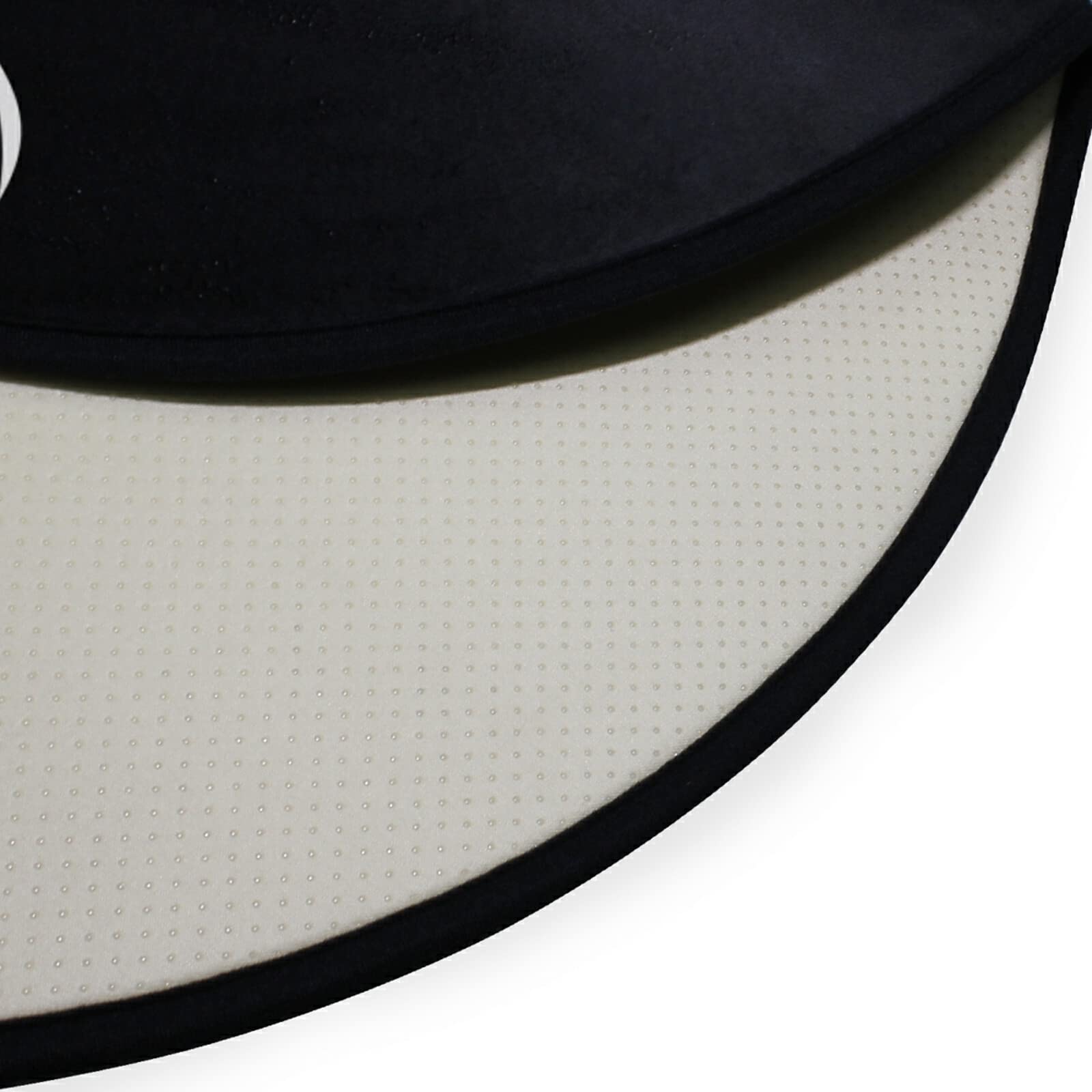 ALAZA Cartoon French Bulldog Black Round Area Rug - 3' Diameter (92 cm) Non-Slip Soft Floor Mat for Living Room, Bedroom, Nursery | Pet-Friendly Home Decor & Kids Playroom Rug