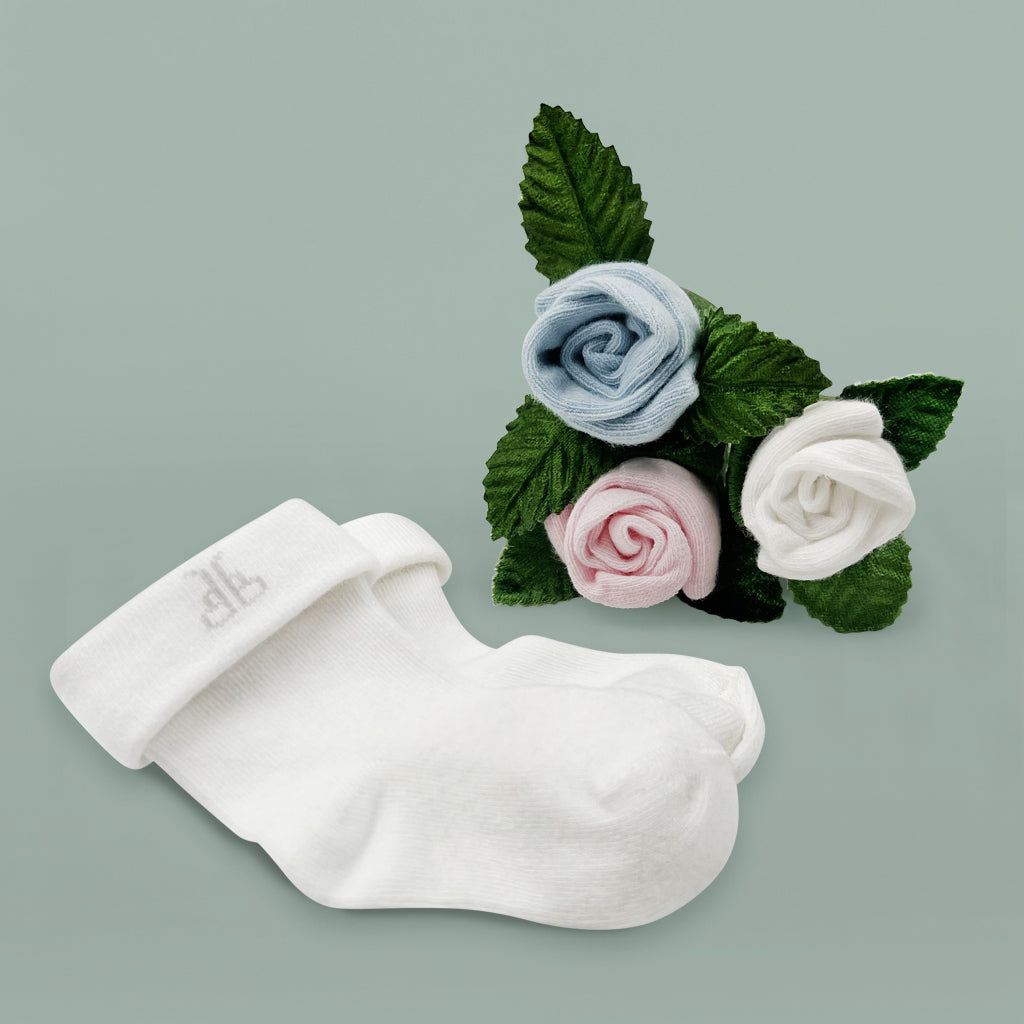 Steiff New Baby Gift Box - Premium Neutral Baby Shower & First Birthday Present for Boys & Girls - Perfect for Newborns, Christenings & Special Celebrations