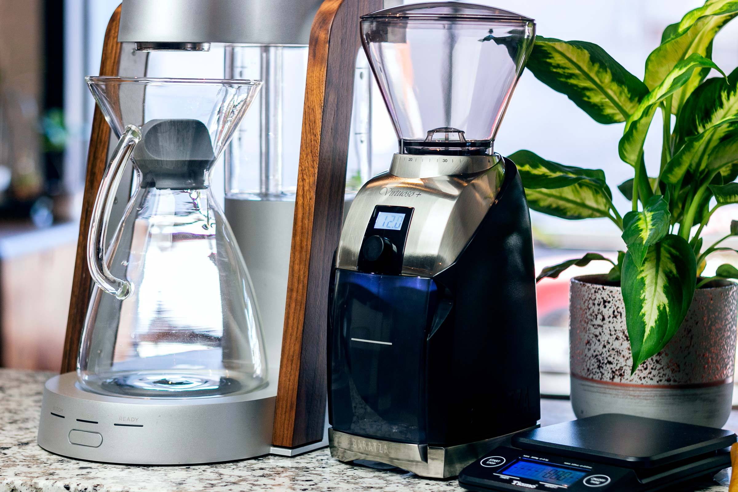 Baratza Virtuoso+ Conical Burr Coffee Grinder - Premium Espresso & Drip Coffee Maker for Home Baristas - Perfect for French Press, Pour Over & Cold Brew