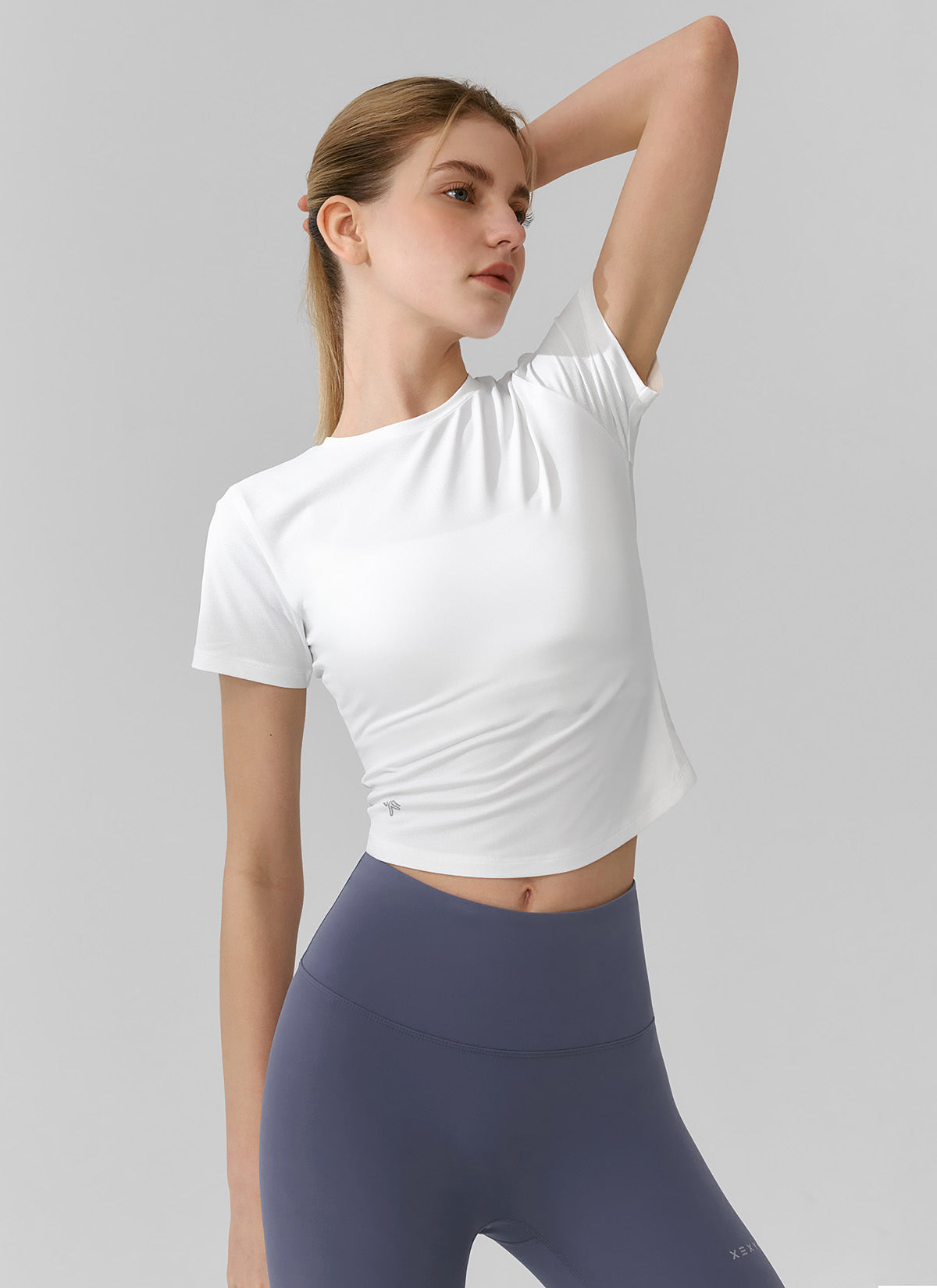 Breathable Power Mesh Short Sleeve T-Shirt for Women - Comfortable Workout & Yoga Top - Moisture Wicking Activewear for Running, Gym & Fitness