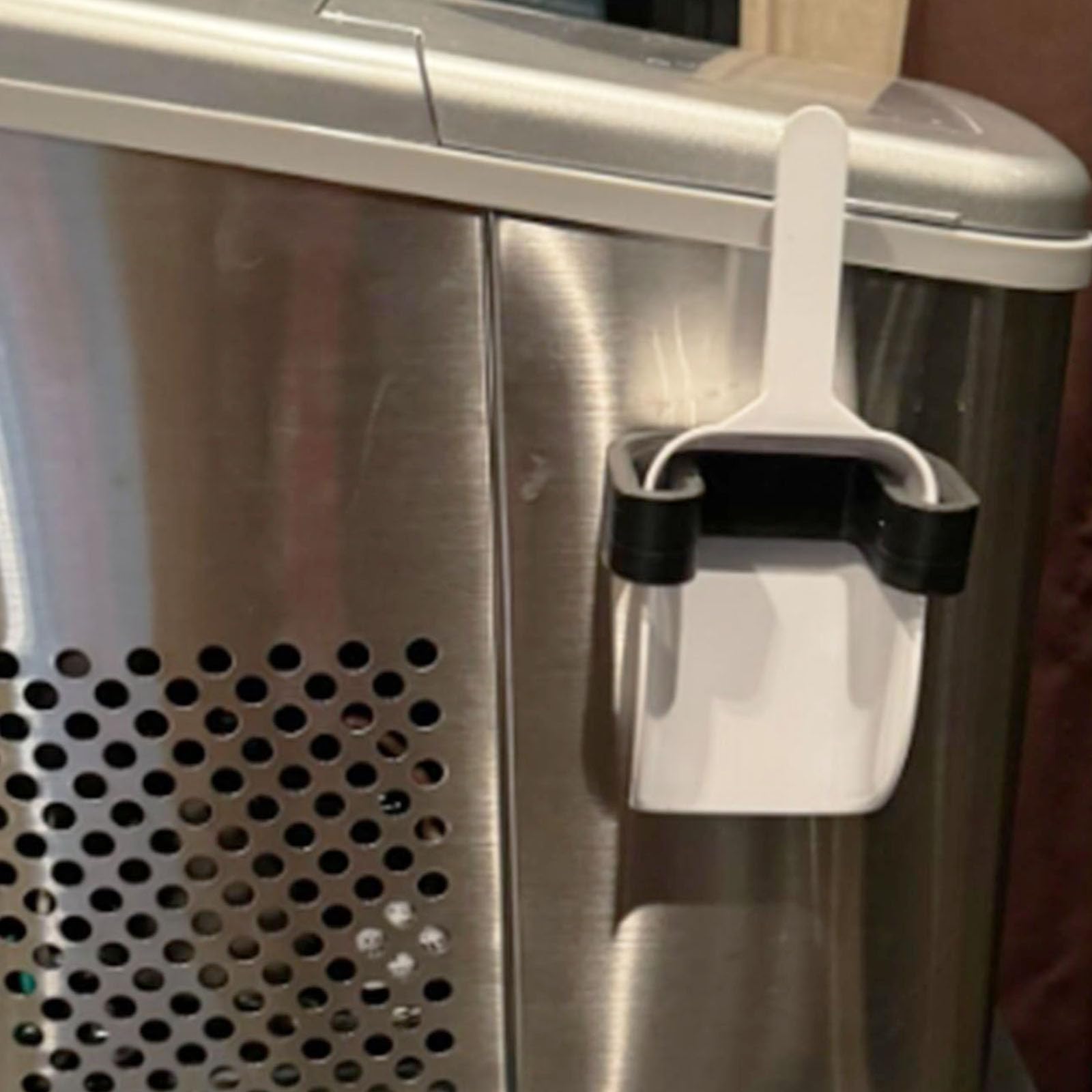 PIAOLGYI Ice Scoop Holder for Frigidaire Countertop Ice Maker - Compatible with EFIC117-SS 26lb Ice Maker - Black Scooper Accessory (Scoop Not Included) - Perfect for Kitchens, Bars, and Home Use