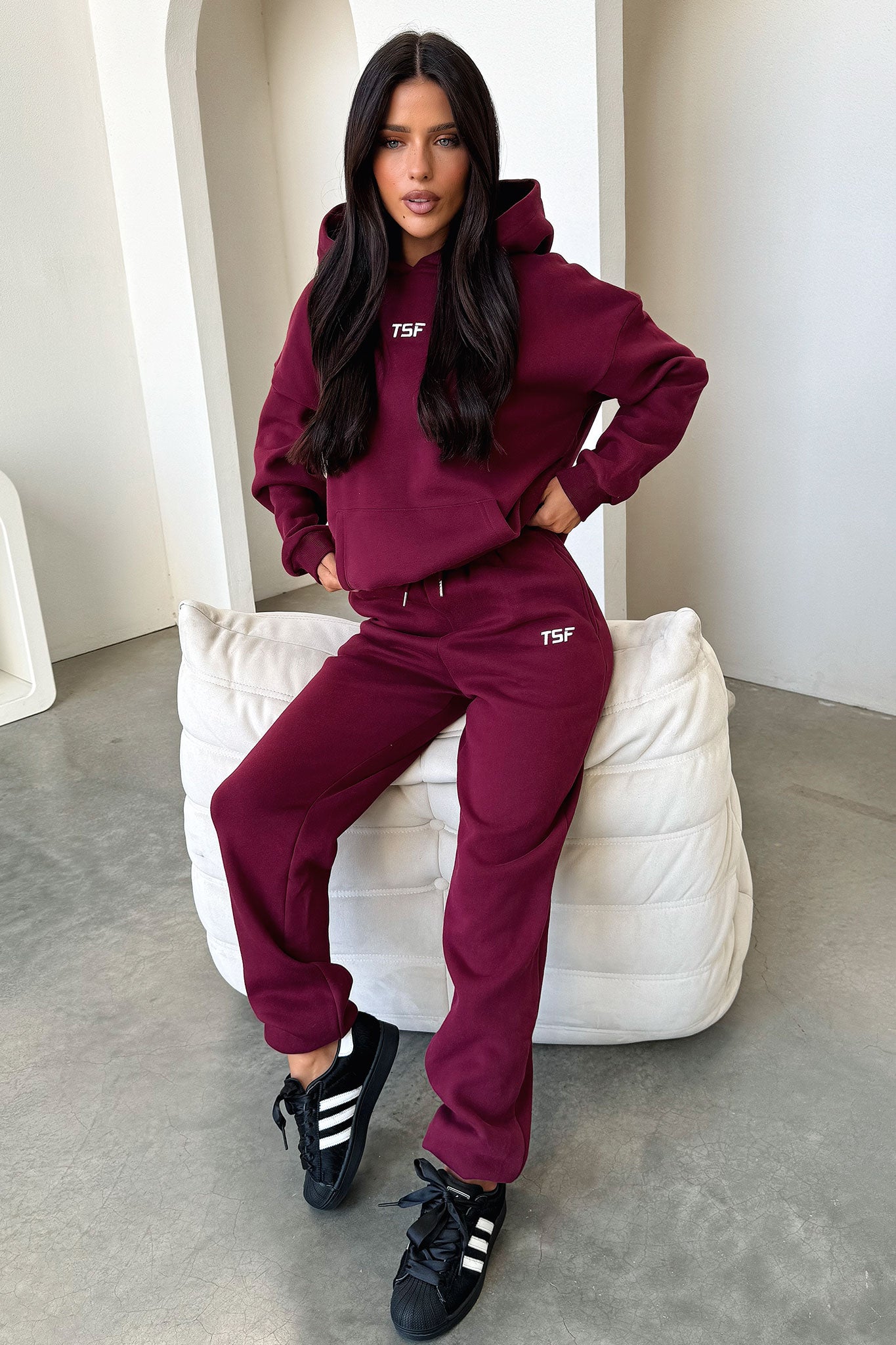 Kaztek Hoodie for Men & Women - Soft Fleece Pullover with Kangaroo Pocket, Maroon - Perfect for Casual Wear, Outdoor Activities & Lounge Comfort