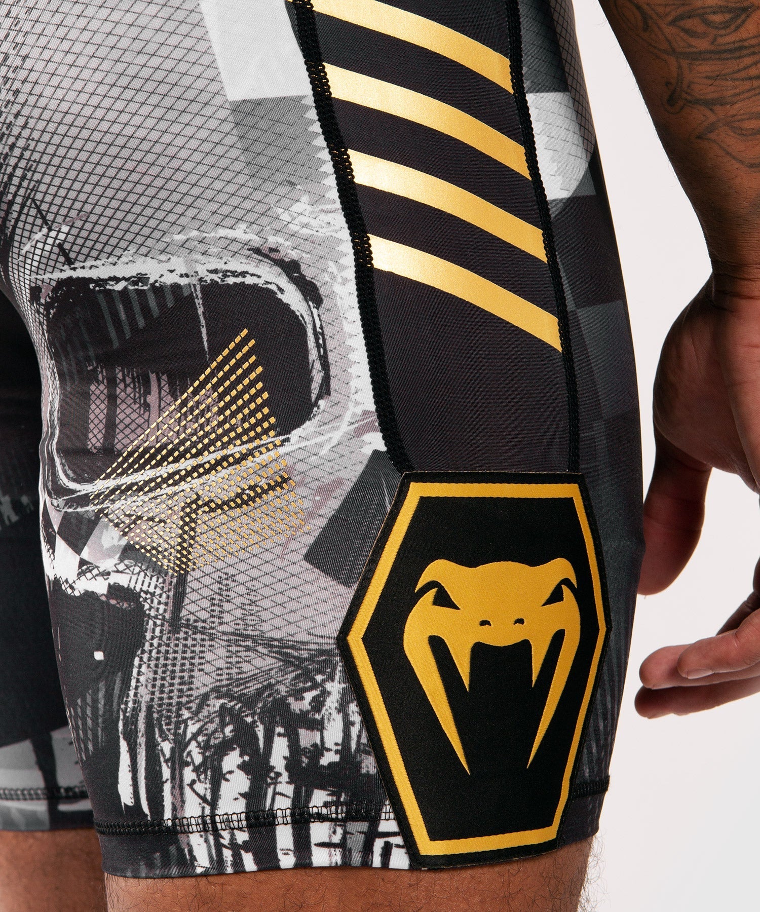 Venum Skull Compression Shorts for Men - Black MMA & Workout Shorts for Training, Running & Fitness - Moisture Wicking & Breathable