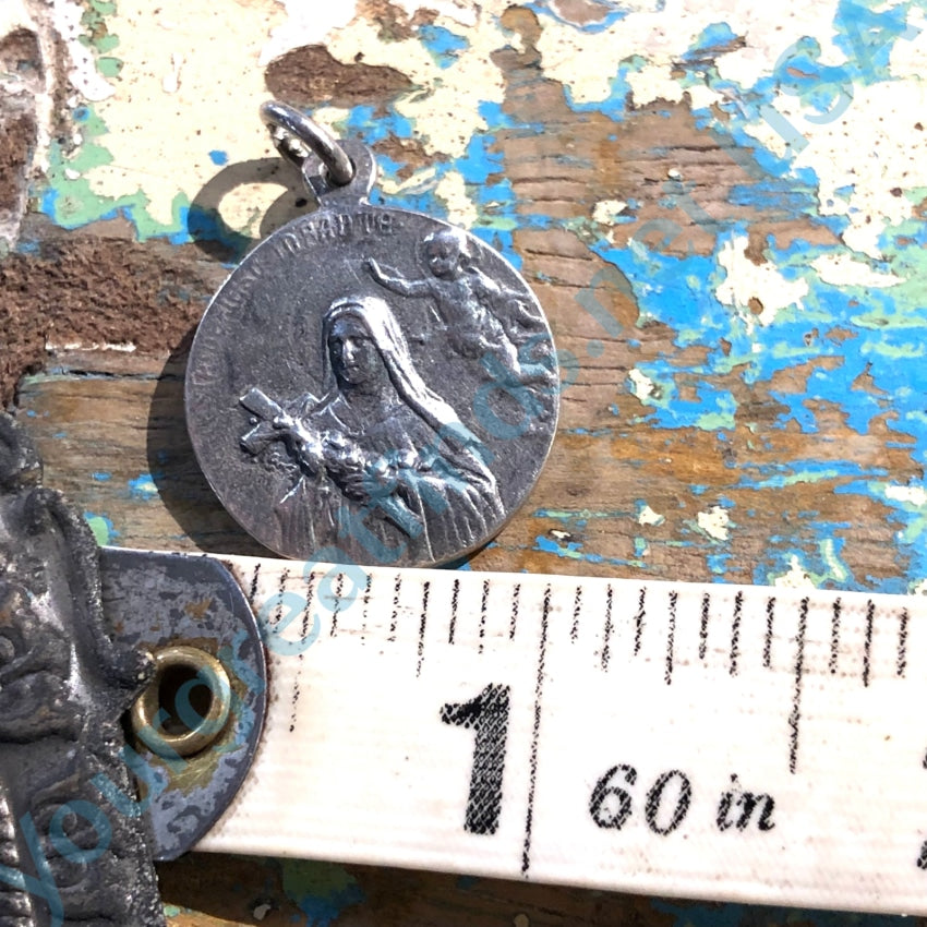 Vintage Sterling Silver Devotional Pendant Charm - Religious Jewelry for Necklace & Bracelet - Perfect for Prayer, Meditation & Spiritual Gifts
