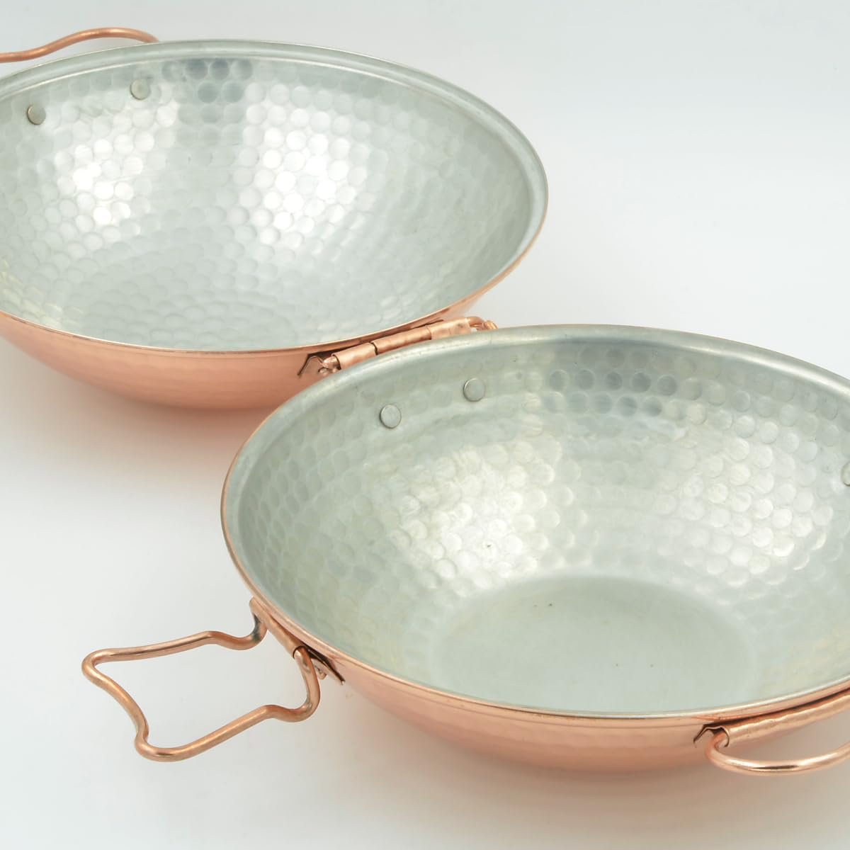Hammered Copper Cataplana & Stir Fry Wok with Tin Lining - 30cm Diameter, Oven & Stovetop Safe (Except Induction) - Perfect for Seafood Stews, Paella & Asian Stir-Fry Cooking