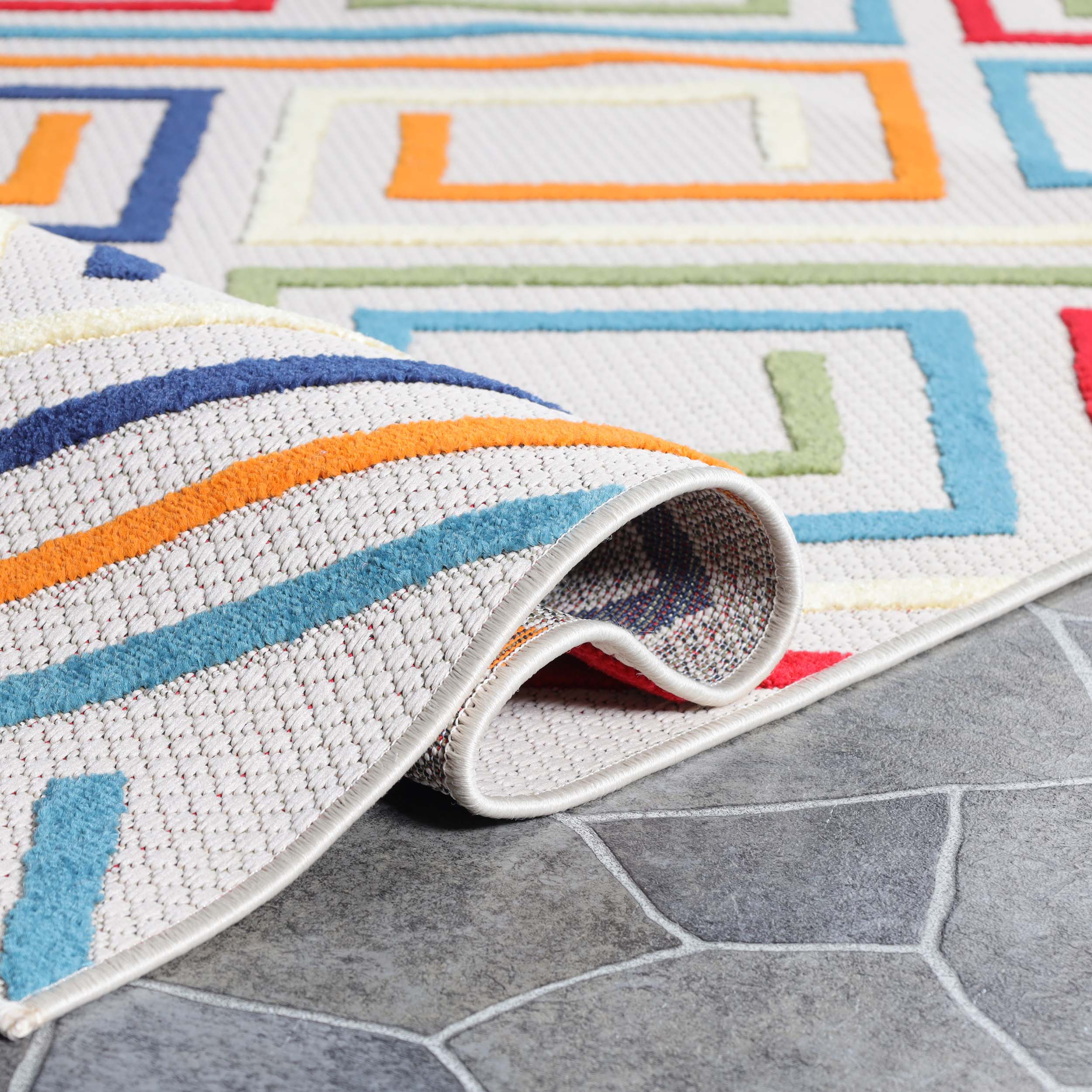 Stylish Geometric Modern Indoor Outdoor Area Rug - Perfect for Living Room, Bedroom, Patio & Deck Decor