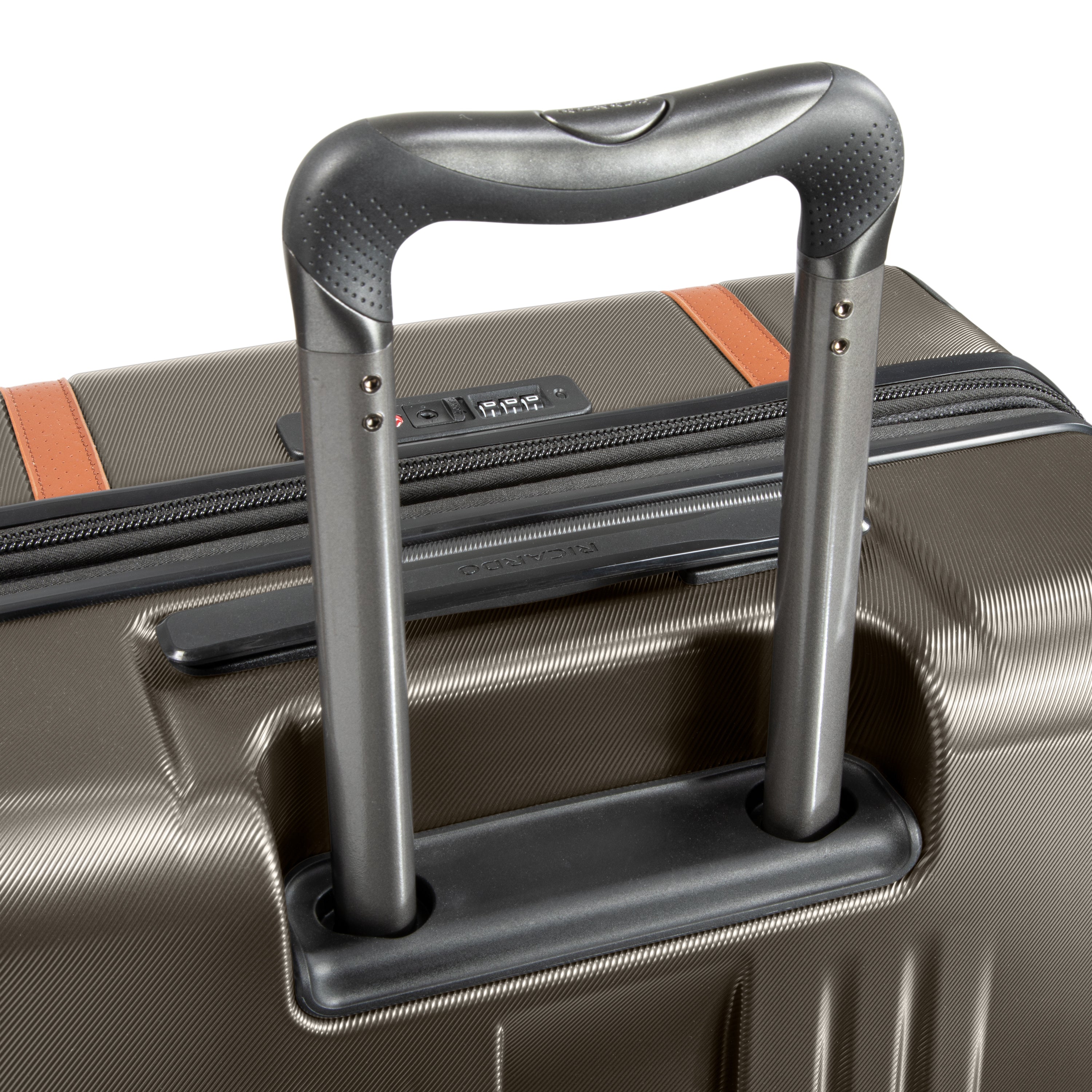 Ricardo Beverly Hills Montecito 2.0 Expandable Hardside Spinner Luggage - Large Check-In Suitcase for Travel, Business Trips & Vacations