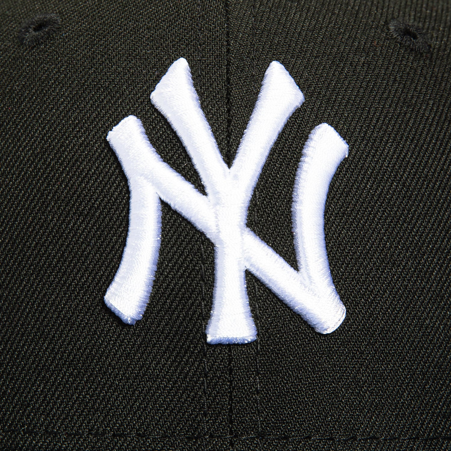 New Era 59Fifty New York Yankees Baseball Cap - Adjustable Black/Royal/White Snapback Hat for Men & Women | Perfect for Baseball Games, Streetwear Fashion & Sports Fans