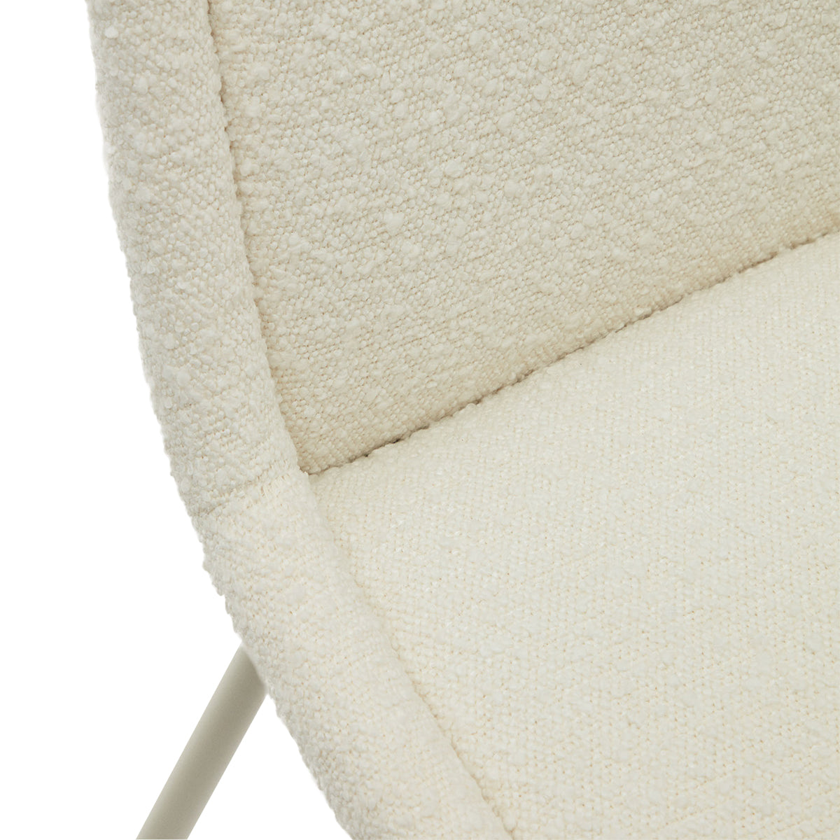 Aimin Chair by Kave Home - Modern Accent Chair for Living Room, Bedroom & Office - Comfortable Upholstered Lounge Chair with Wooden Legs