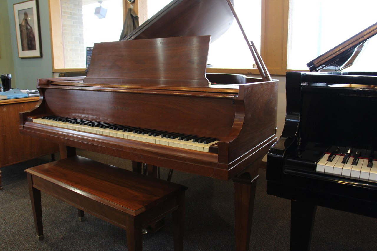 Baldwin 5'2 Model M Baby Grand Piano in American Walnut - Perfect for Home, Studio & Small Venue Performances