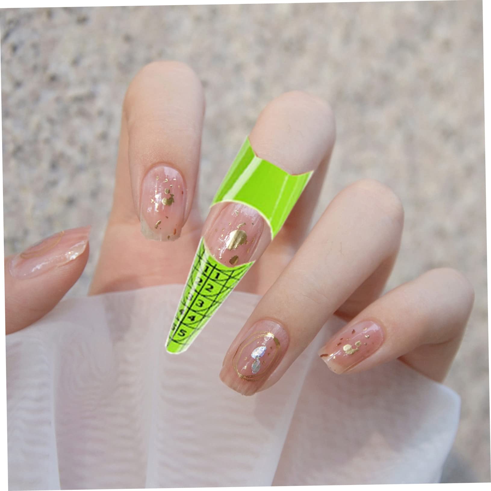 Beavorty 100pcs Nail Extension Forms - DIY Gel Nail Art Paper Tips, Sculpting Forms & Manicure Tools for Professional & Homemade Nail Designs - Perfect for Salon, Home Use & Nail Art Enthusiasts