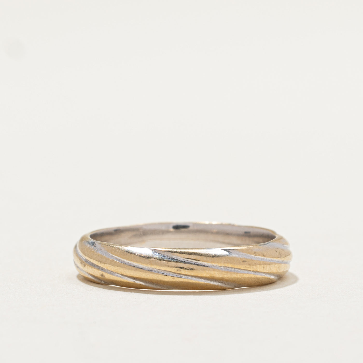 18K White Gold Twist Design Wedding Band Ring for Women - 3.9mm Wide Size 7 - Elegant Bridal Jewelry Gift for Anniversary, Engagement & Special Occasions