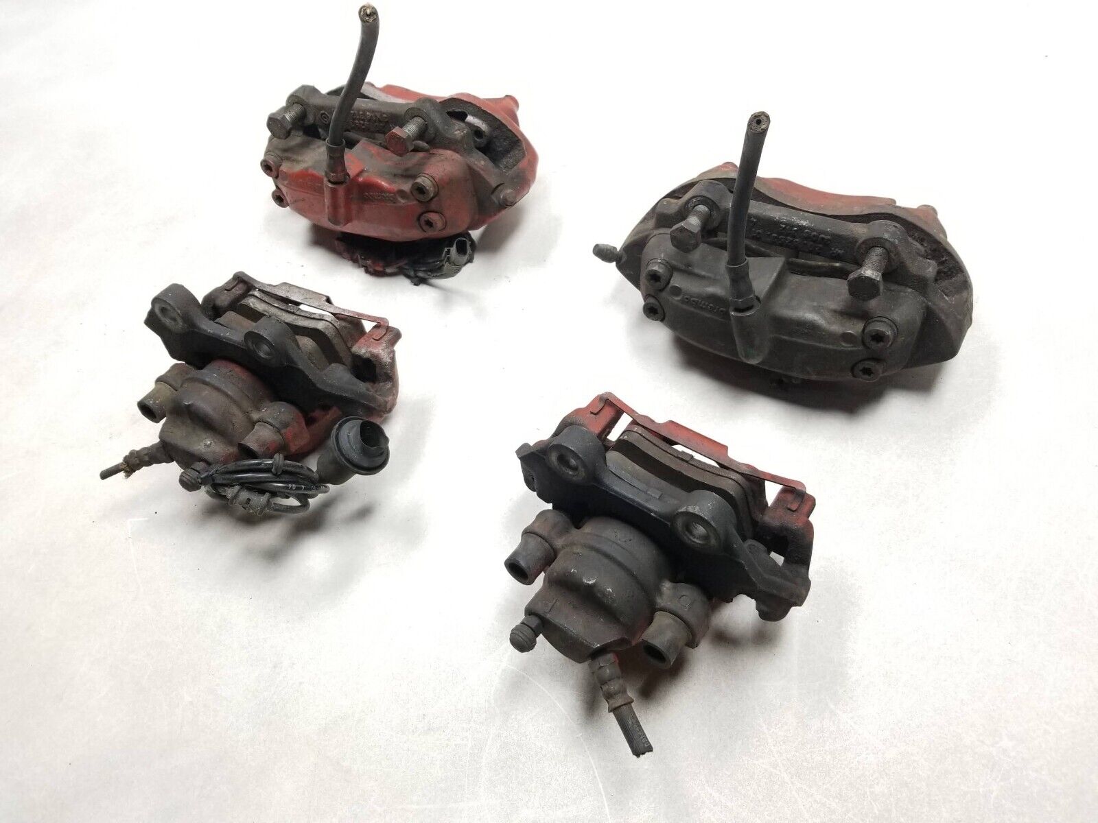 Mercedes CL500 Brake Calipers Set (Front & Rear, 4pcs) - OEM Quality for 2003-2006 Models | Perfect for Performance Upgrades & Car Restoration Projects