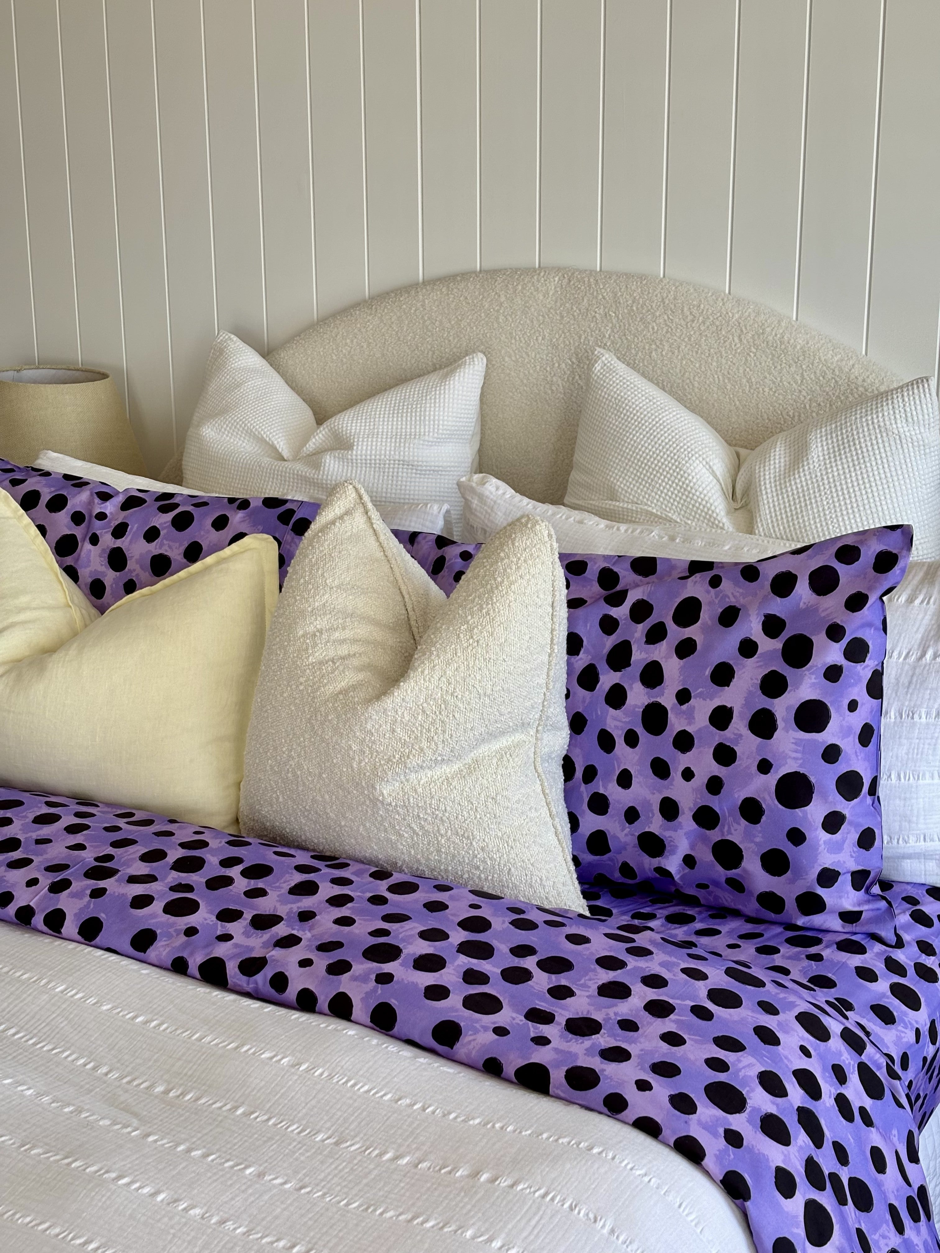 Kasey Rainbow Purple Cheetah Print Sheet Set - Soft Luxury Bedding for Queen Size Beds - Perfect for Modern Bedrooms & Guest Rooms