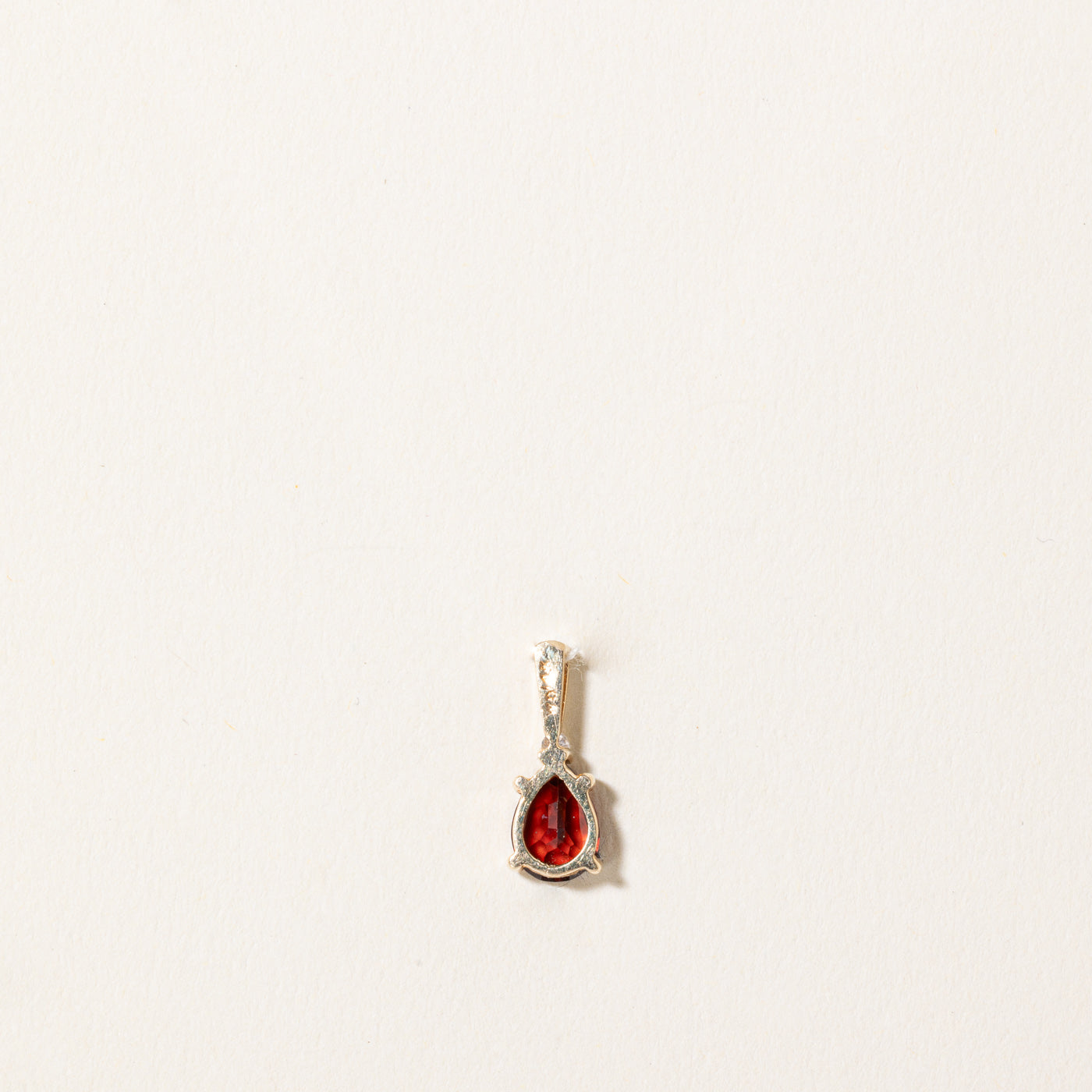 Exquisite 0.75ct Garnet & 0.02ct Diamond Pendant Necklace - Elegant Jewelry Gift for Women, Perfect for Valentine's Day, Anniversary & Special Occasions
