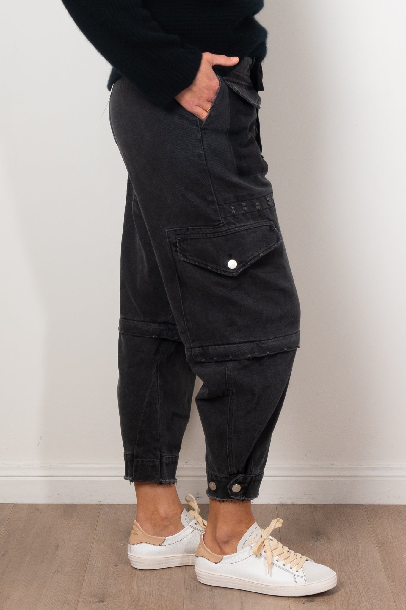 M.A. Dainty Trucker Jean - Women's High Waisted Distressed Denim Jeans for Casual Wear & Street Style Outfits