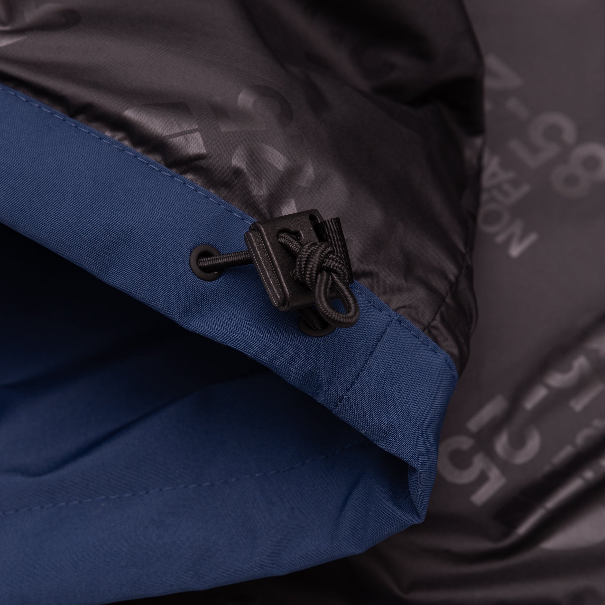 GORE-TEX Waterproof Mountain Jacket for Hiking & Outdoor Adventures - Windproof & Breathable Men's/Women's Winter Coat for Skiing, Camping & Climbing