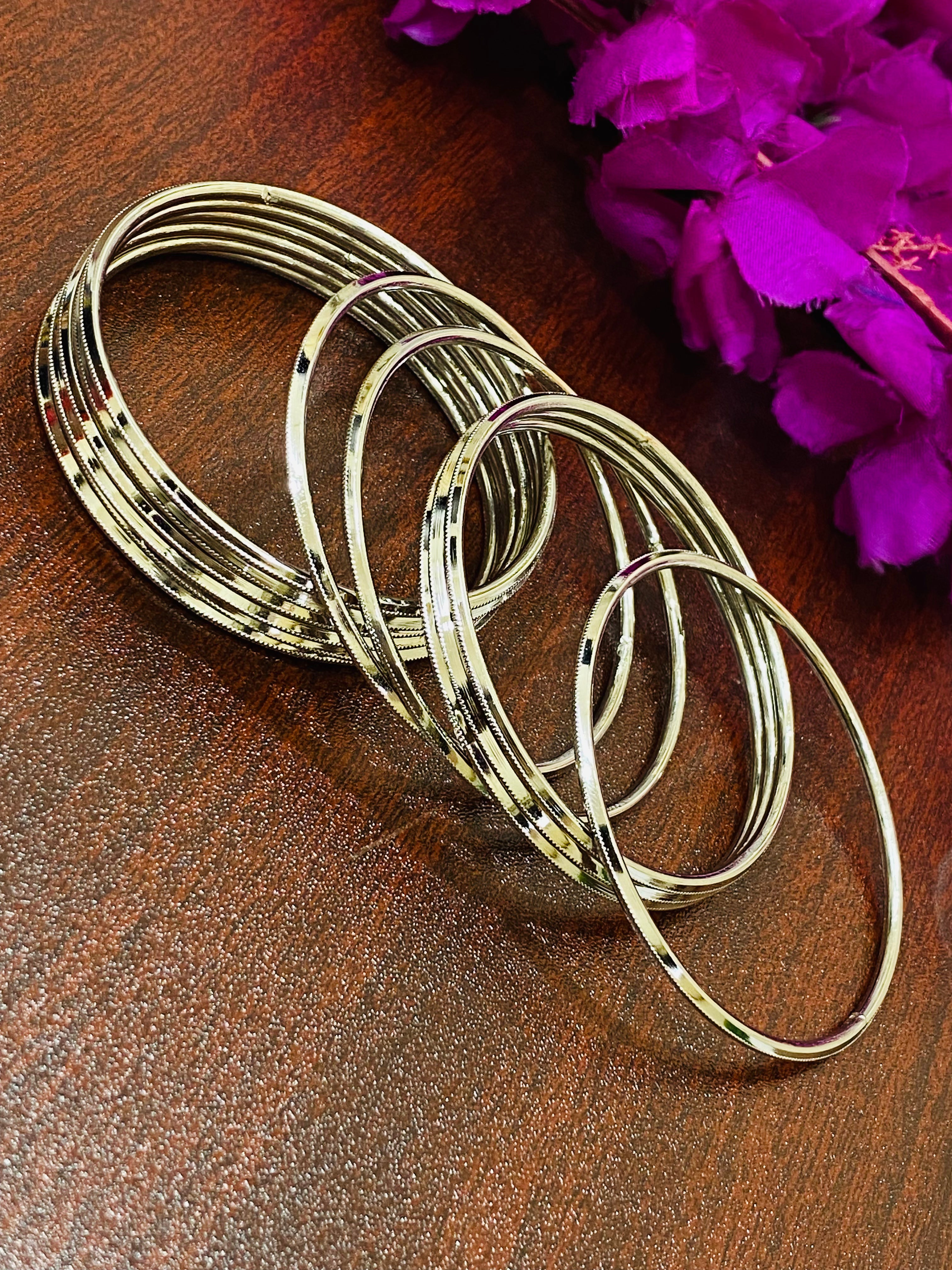 Stylish Silver-Tone Metal Bangles for Women - Elegant Stackable Bracelets for Everyday Wear & Special Occasions