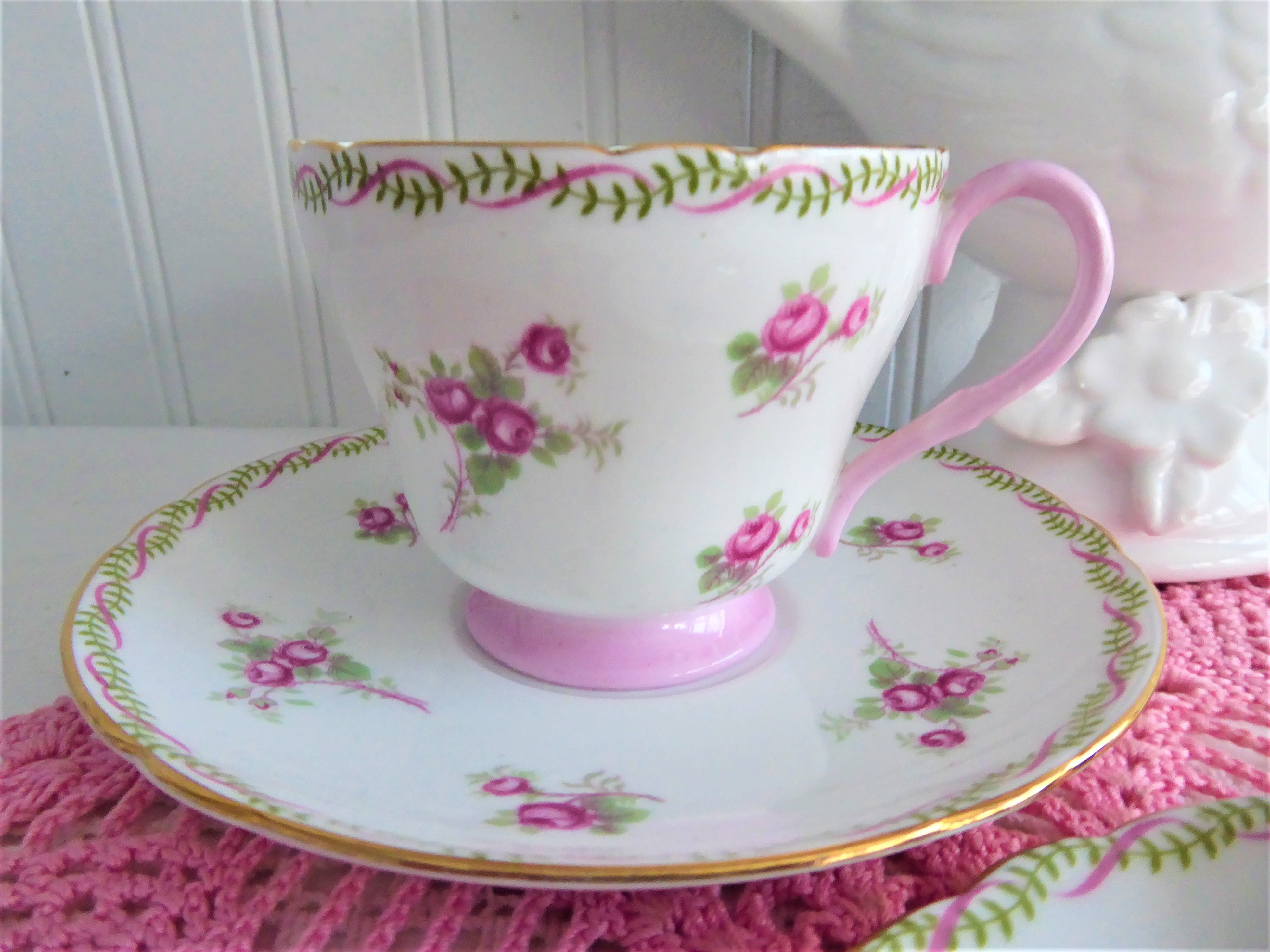 Vintage Shelley Bridal Rose Teacup Trio Set - 1950s Richmond Shape with Pink & Gold Trim - Perfect for Afternoon Tea, Bridal Showers & Collectible Displays