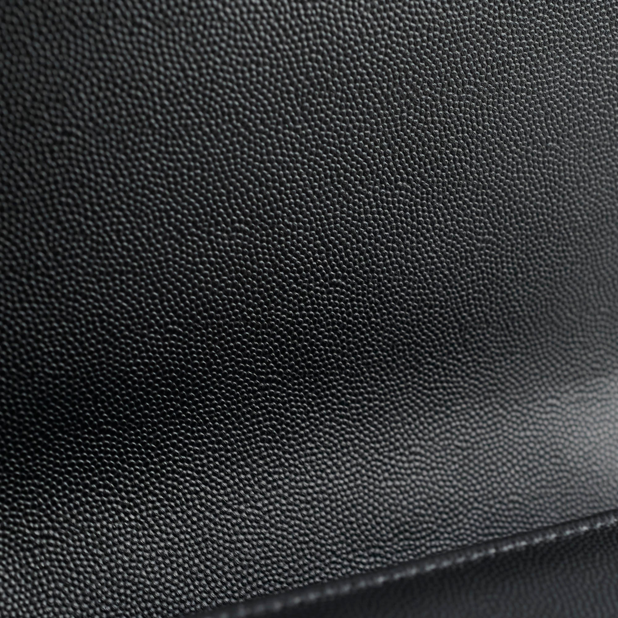 Chanel Caviar Old Medium Boy Bag Black 28cm - Luxury Designer Handbag for Women, Perfect for Evening Parties & Special Occasions