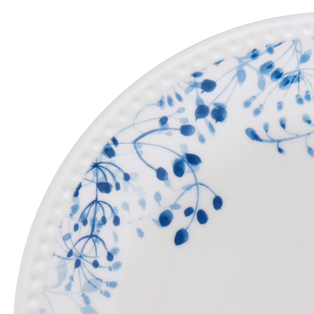 Taryn 16-Piece Dinnerware Set - Service for 4 - Porcelain Dinner Plates, Salad Plates, Bowls & Mugs - Elegant Tableware for Everyday Dining, Dinner Parties & Family Gatherings