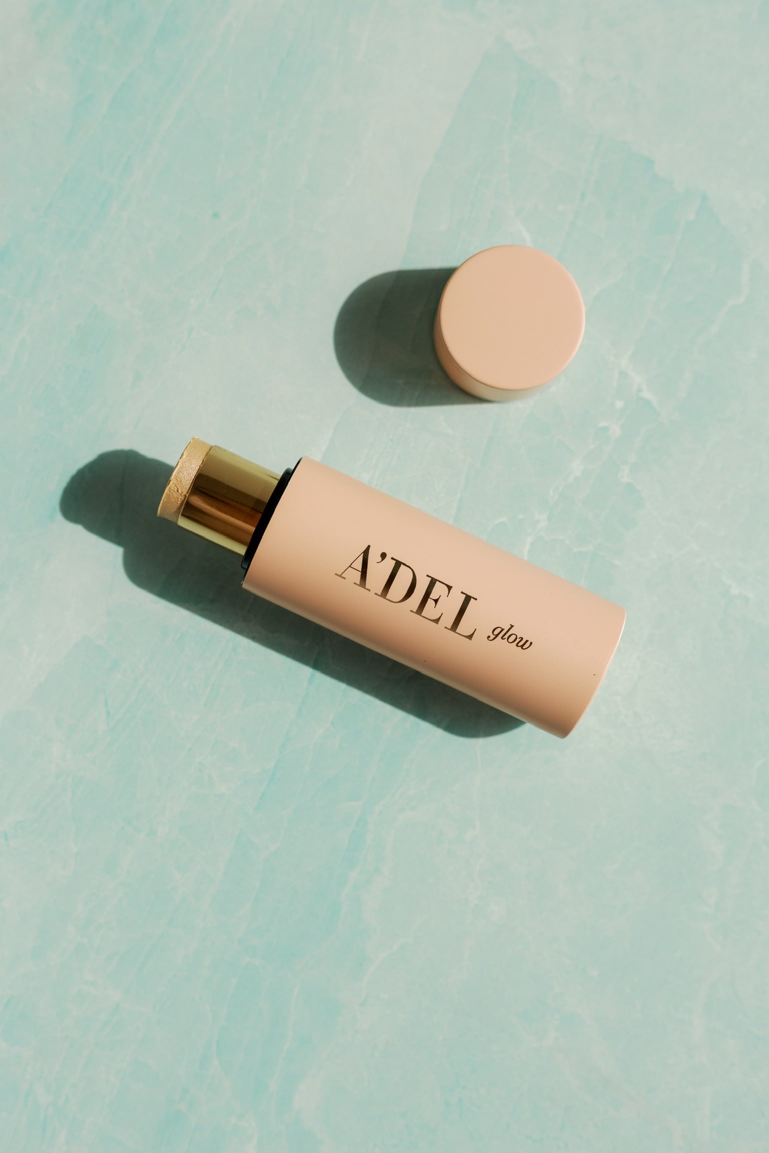 Glow Highlighter - Brightening Makeup Stick for Face & Body, Natural Glow Enhancer, Vegan & Cruelty-Free | Perfect for Contouring, Highlighting Cheekbones, and Night Out Makeup Looks
