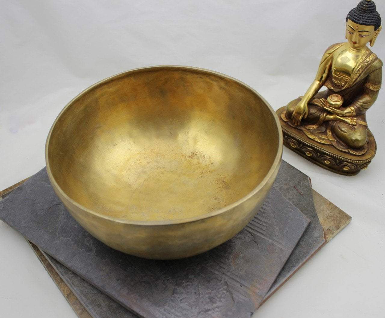 8 1/2 Inch Singing Bowl Ab4 420Hz - Premium Handcrafted Meditation Bowl for Yoga, Sound Healing & Relaxation
