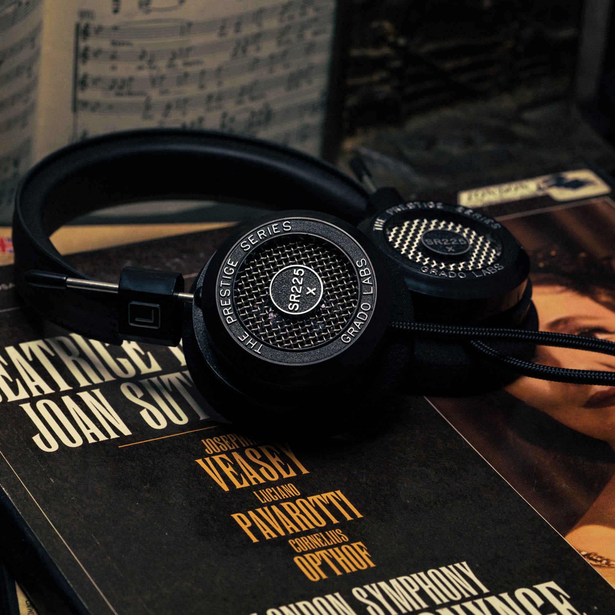 Grado SR225x Prestige Series Open-Back Headphones - High-Fidelity Audiophile Headphones for Music Lovers, Studio Monitoring & Home Listening
