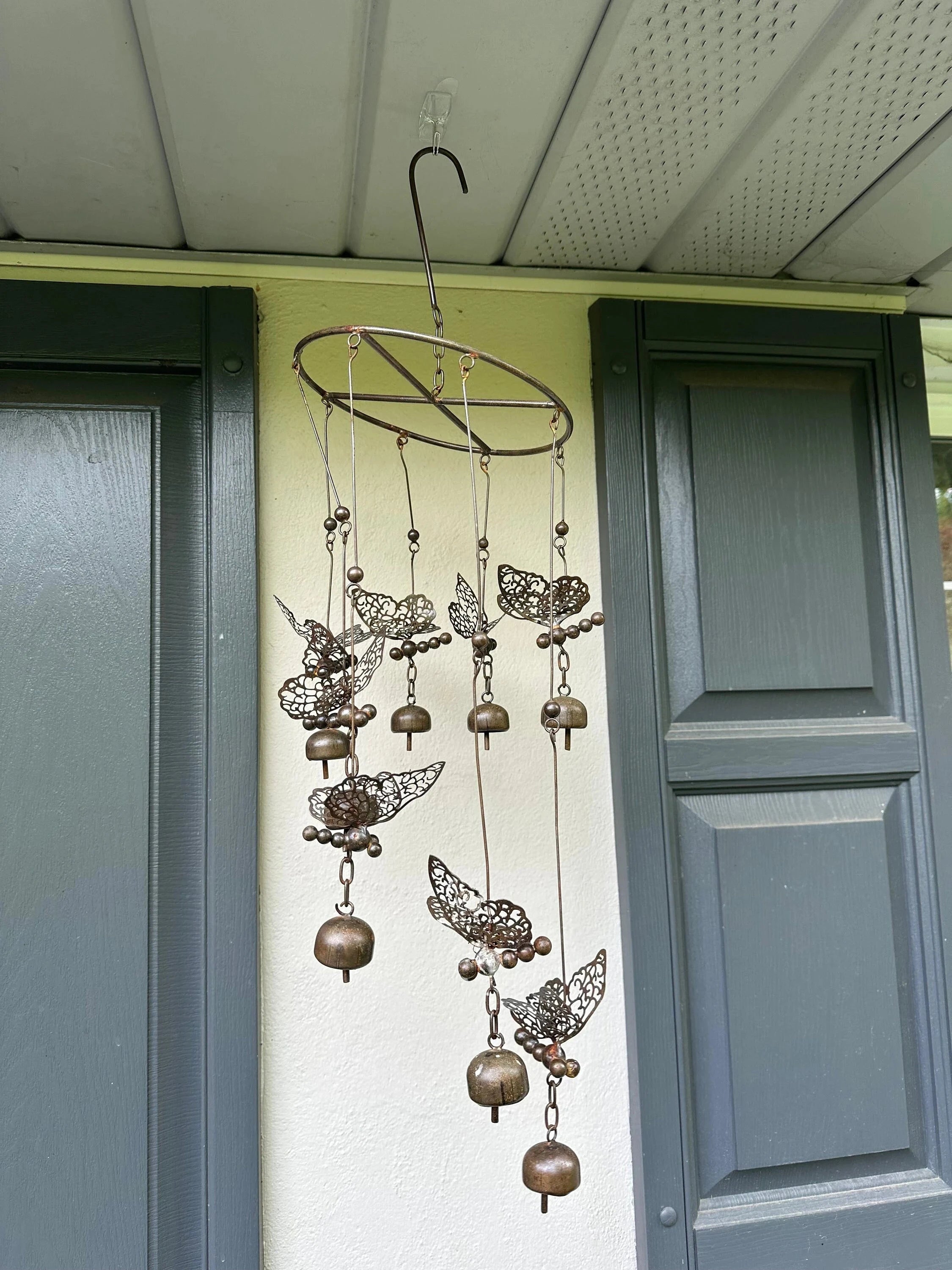 Butterfly Bells Wind Chime - Handmade Outdoor Garden Decor for Patio, Balcony, and Backyard - Soothing Wind Sounds for Relaxation