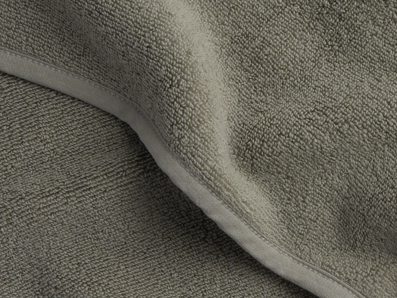 Organic Hooded Baby Towel - Soft 100% Cotton Infant Bath Towel with Hood, Moss Green - Perfect for Newborn Bath Time, Swimming & Spa Days
