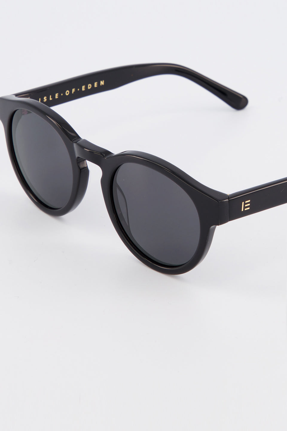 Eddie Black Sunglasses for Men & Women - Polarized UV Protection - Stylish Aviator Shades for Driving, Beach & Outdoor Activities