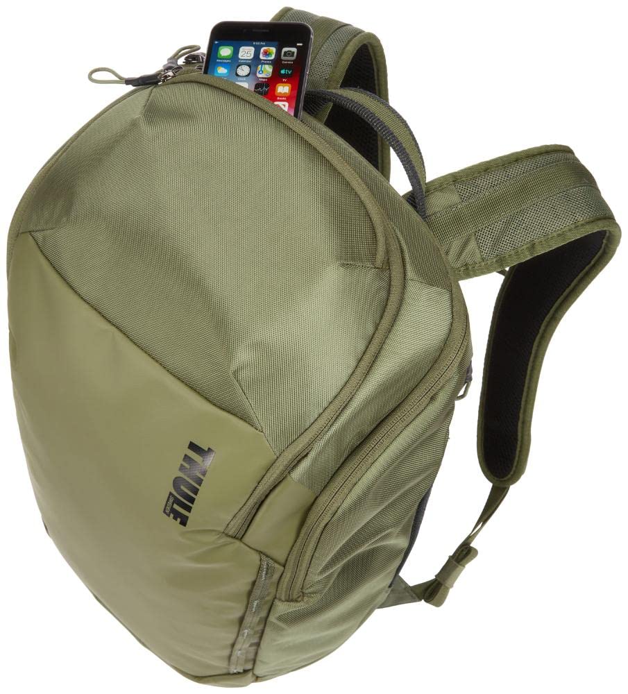Thule Chasm 26L Backpack - Lightweight Hiking & Travel Daypack for Men & Women, Durable Water-Resistant Olivine Green, Perfect for Outdoor Adventures, Commuting & Daily Use