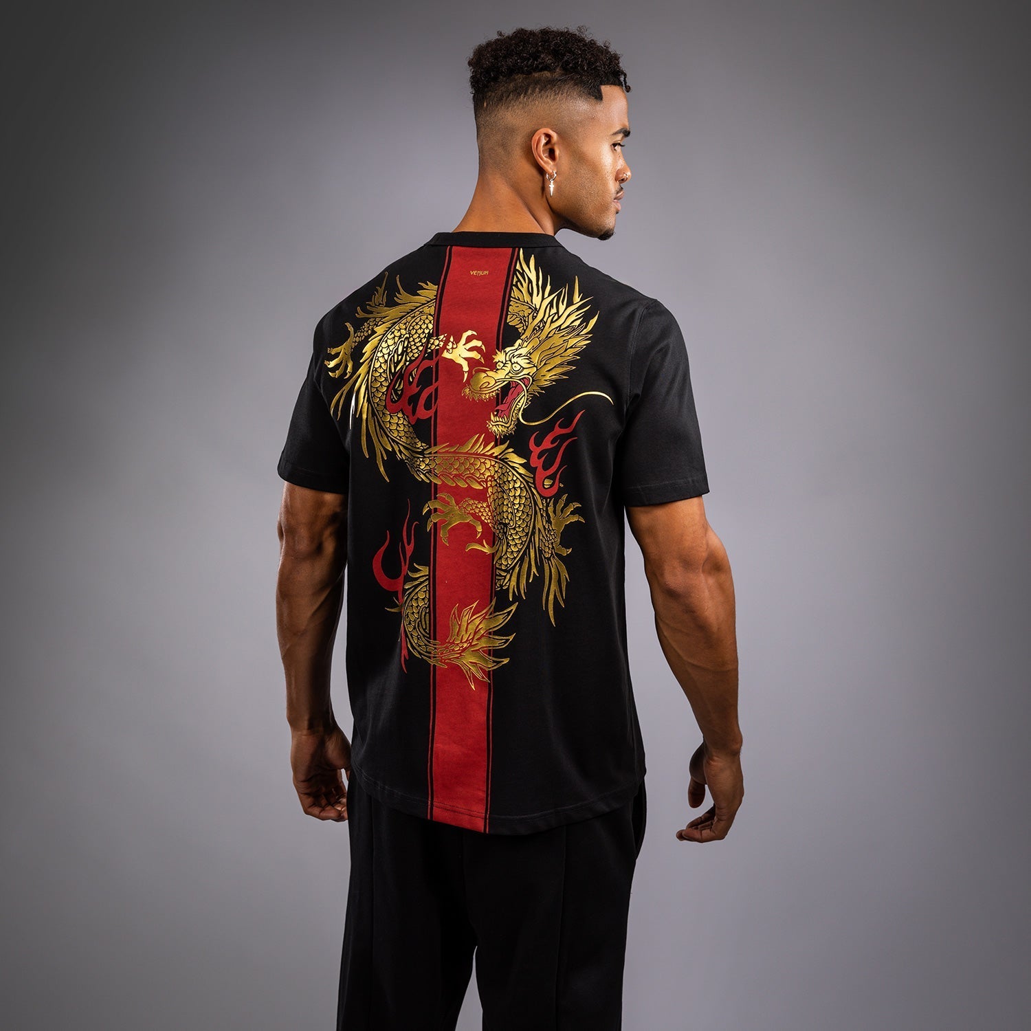 Venum x TEKKEN 8 Marshall Law Graphic T-Shirt for Men - Black, Red & Gold Design - Official Fighting Game Apparel for Cosplay, Gaming Events & Streetwear