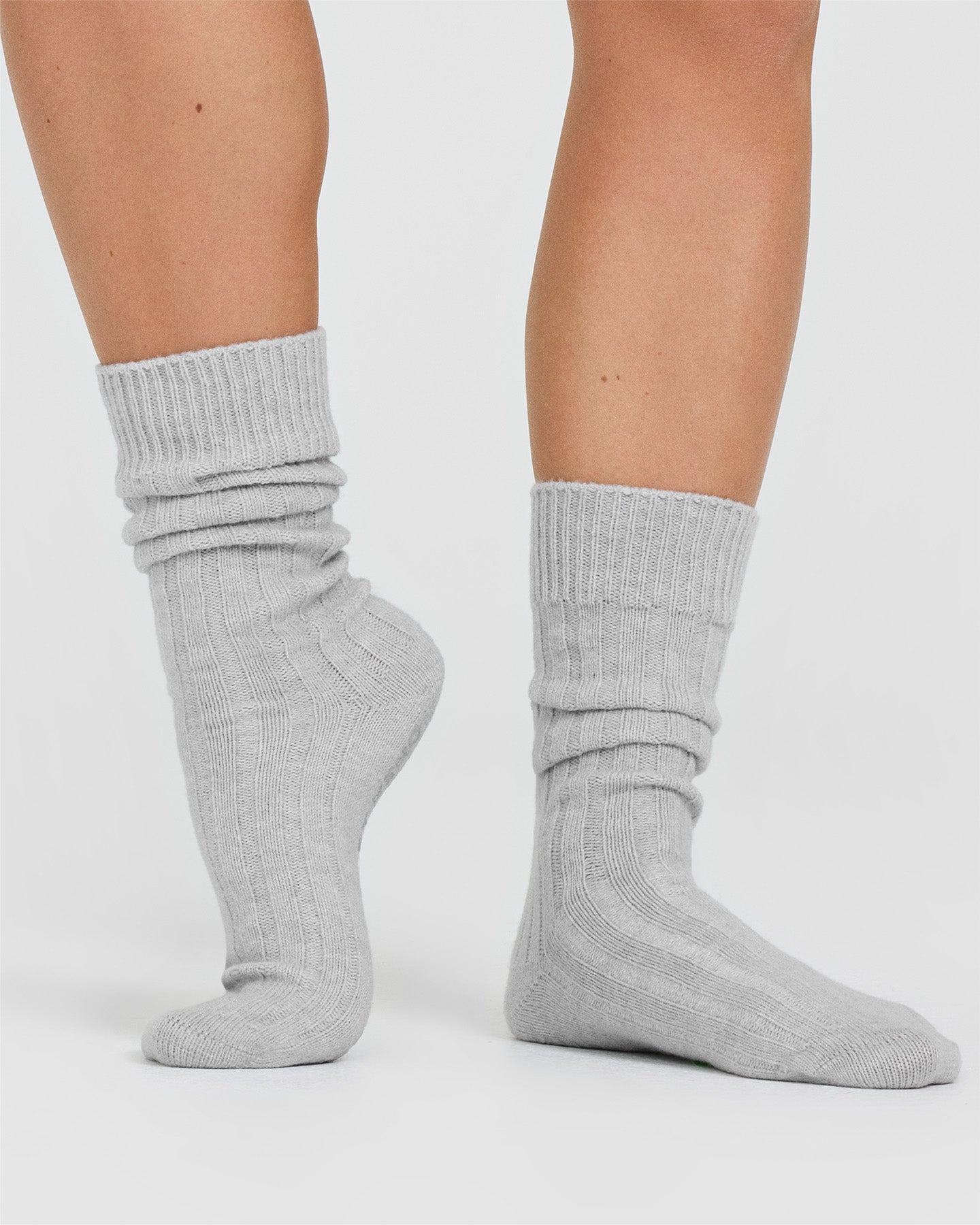 Cozy Grey Lounge Socks 1-Pack - Ultra Soft Non-Slip Home Slipper Socks for Women & Men - Perfect for Relaxing, Yoga, and Winter Comfort