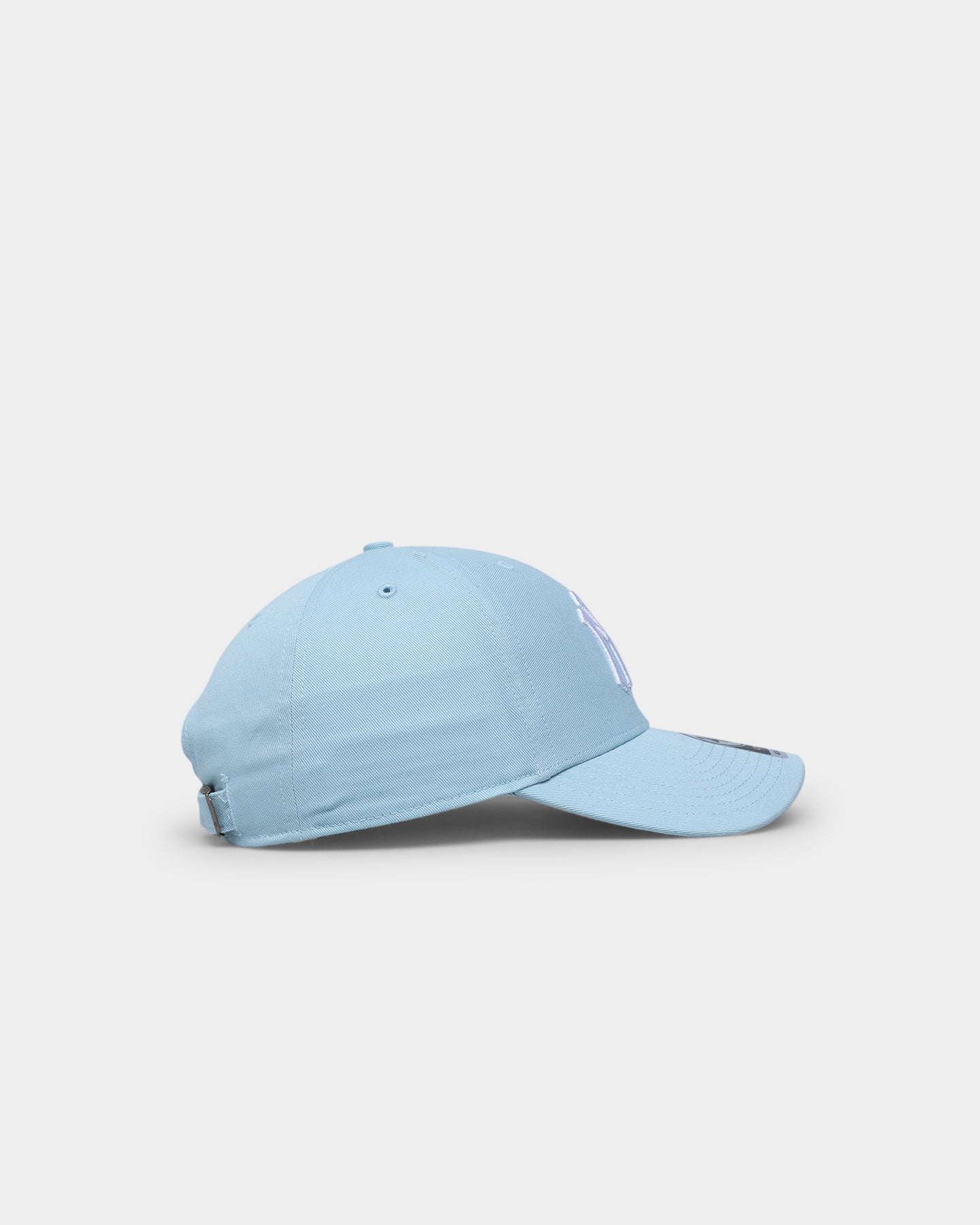 New York Yankees '47 MVP Strapback Hat - Adjustable Mako Snapback Cap for Men & Women - Perfect for Baseball Games, Sports Events & Casual Wear