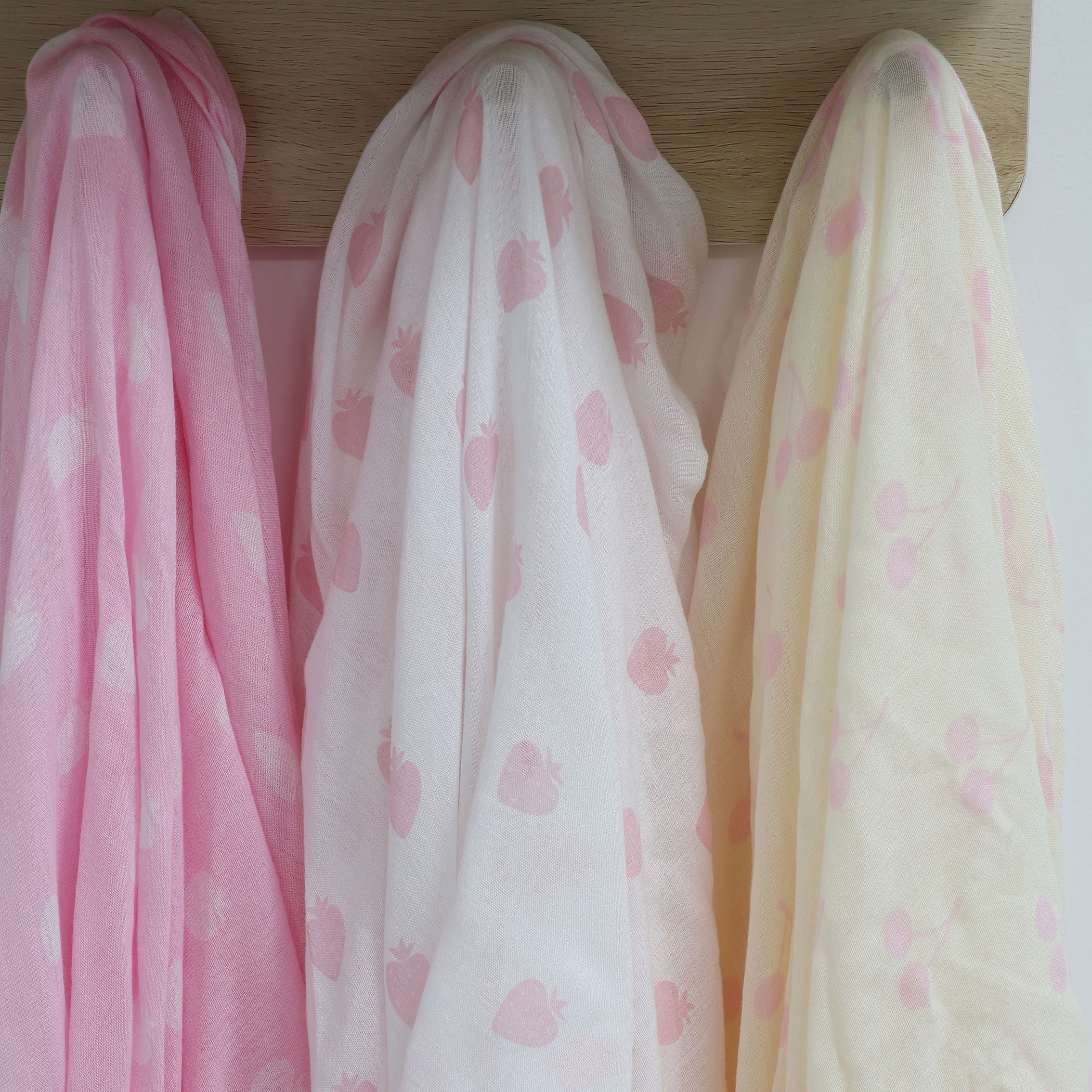 Nordic Sorbet 3-Pack Muslin Baby Swaddle Wraps - Soft Strawberry & Cherry Print - Breathable Cotton for Newborns & Infants - Perfect for Swaddling, Nursing Cover & Stroller Blanket