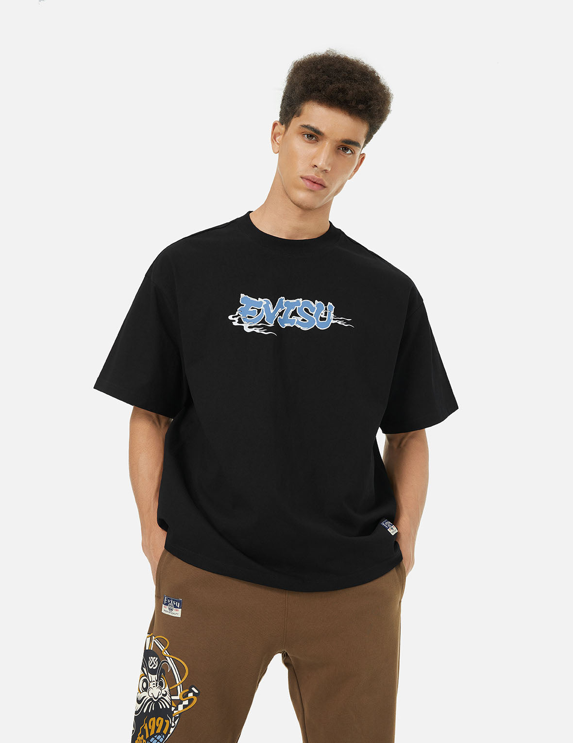 Logo and Ninja Daruma Daicock Print Loose Fit T-Shirt for Men - Comfortable Casual Streetwear Tee for Everyday Wear, Anime Fans & Japanese Culture Enthusiasts