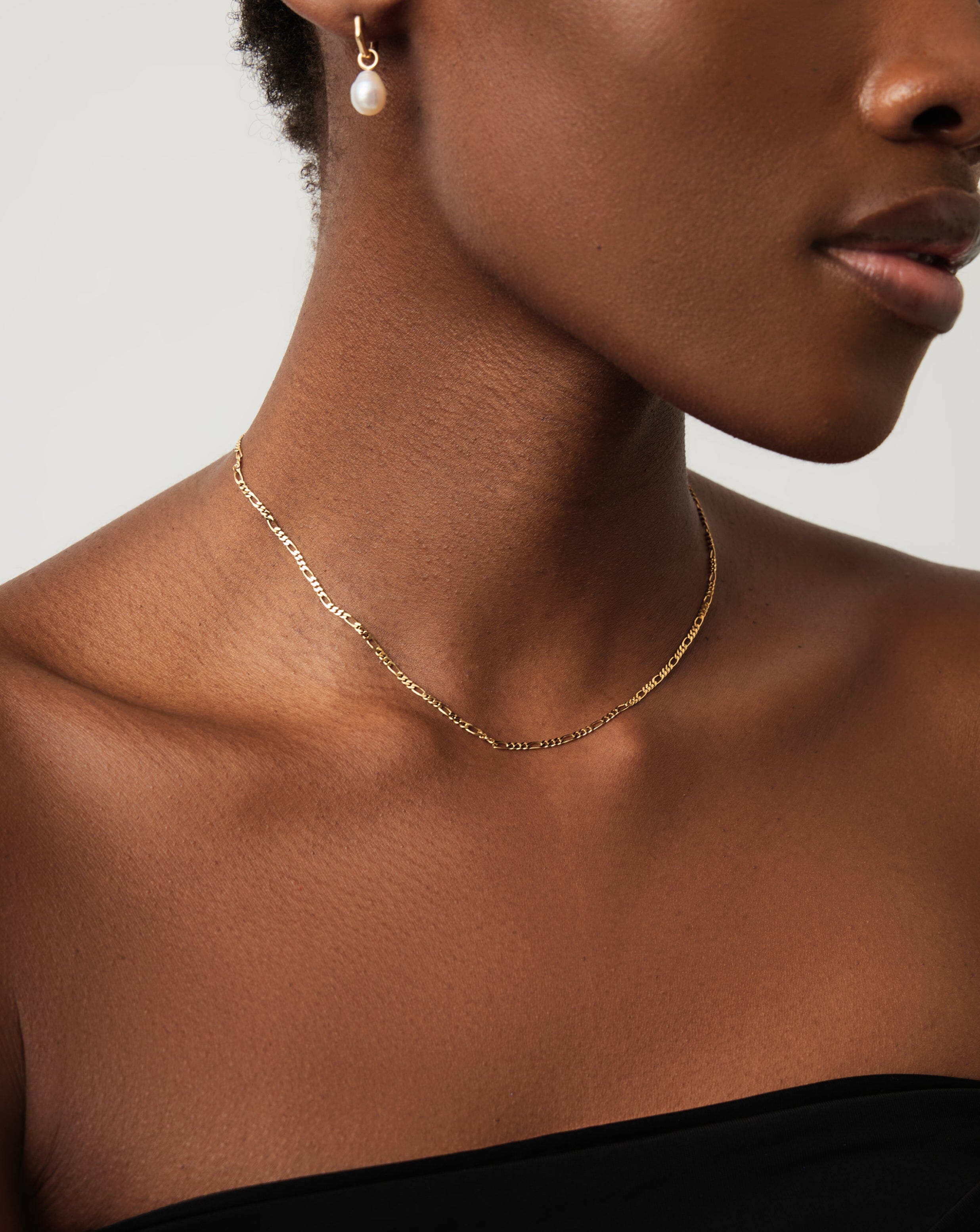 Stylish Figaro Chain Necklace for Men & Women - 18K Gold Plated Stainless Steel Jewelry - Perfect for Gifts, Parties & Everyday Wear