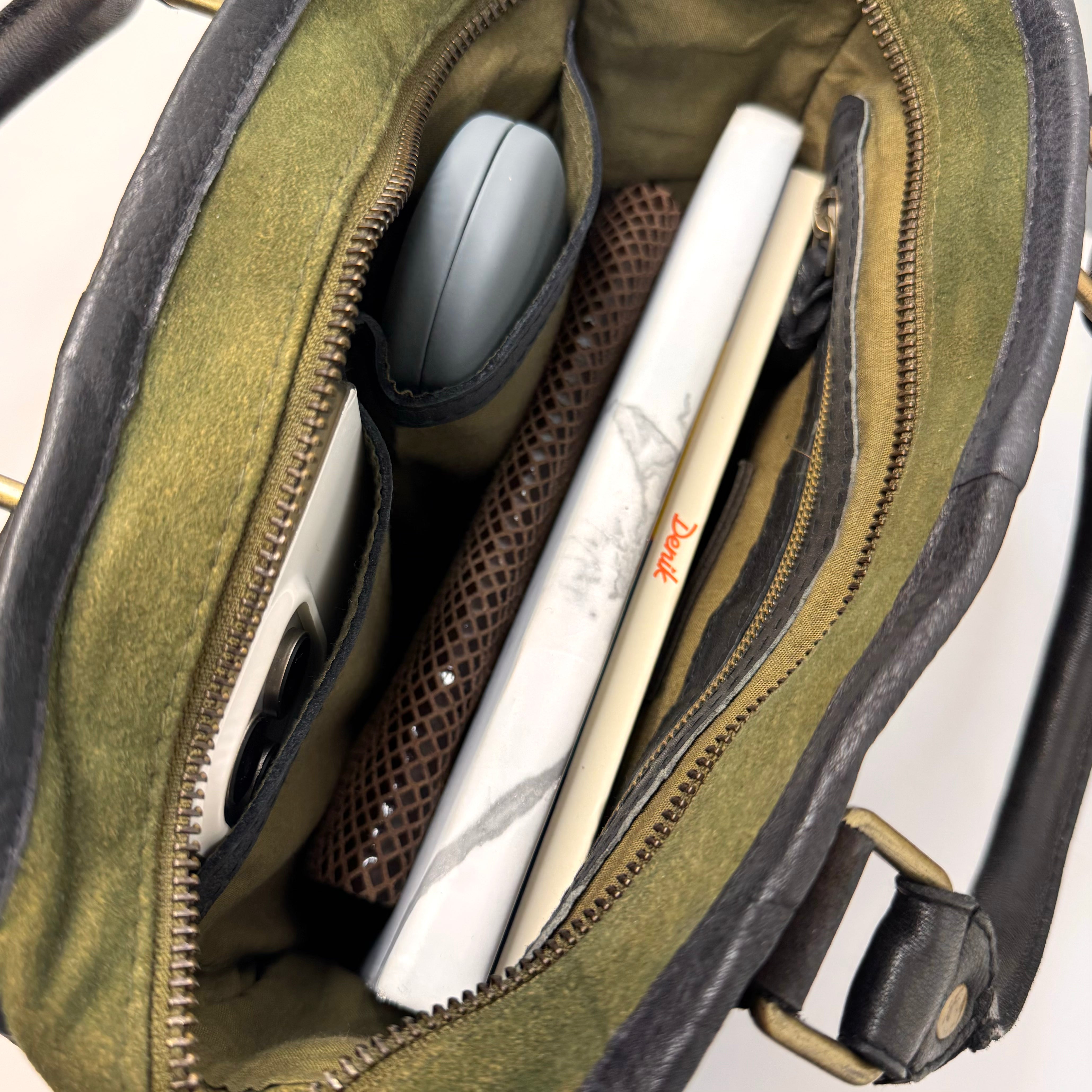 Caravan Crossbody Bag for Women - Stylish & Lightweight Shoulder Purse - Perfect for Travel, Shopping & Everyday Use