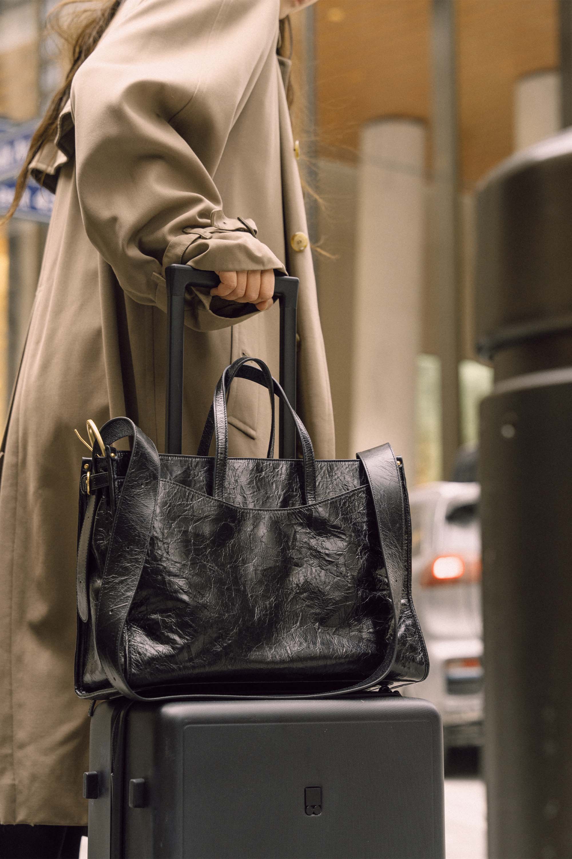 Premium Leather Tote Bag for Women - Stylish & Durable Designer Handbag for Work, Travel & Everyday Use