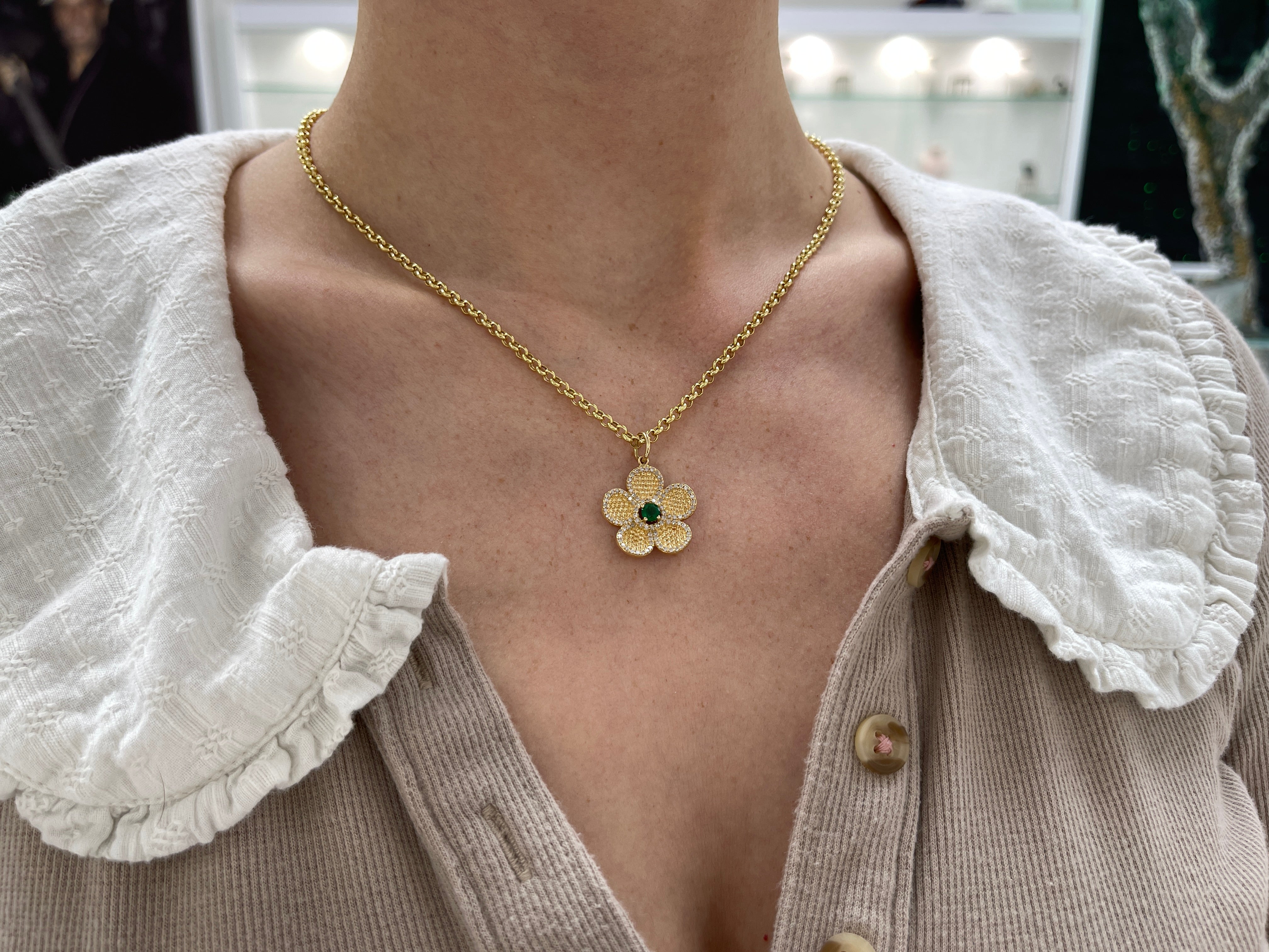 0.58tcw 14K Gold Emerald and Diamond Flower Pendant Necklace - Elegant Floral Jewelry for Women, Perfect Gift for Mother's Day, Anniversary & Special Occasions
