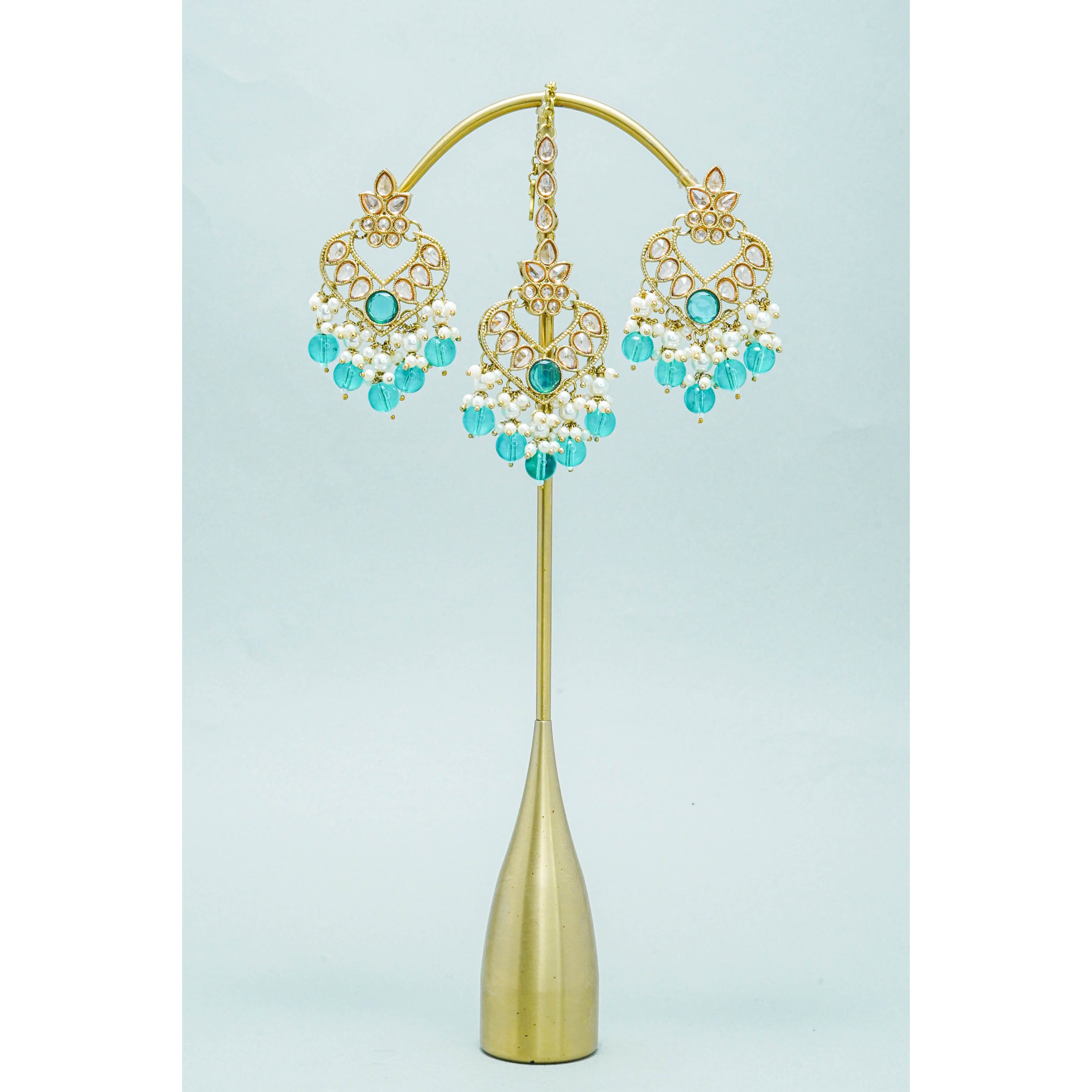 EKTA POLKI EARRINGS AND TIKKA SET - Traditional Indian Jewelry for Women - Handmade Kundan Bridal Earrings and Maang Tikka - Perfect for Weddings, Festivals & Special Occasions