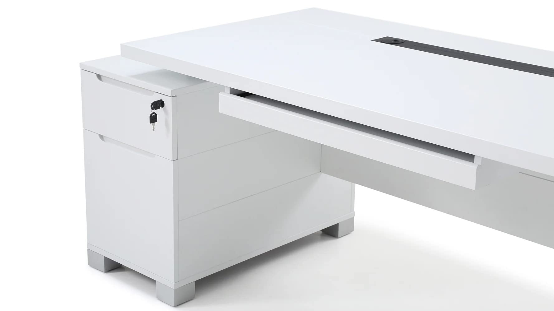 Zuri Furniture 79