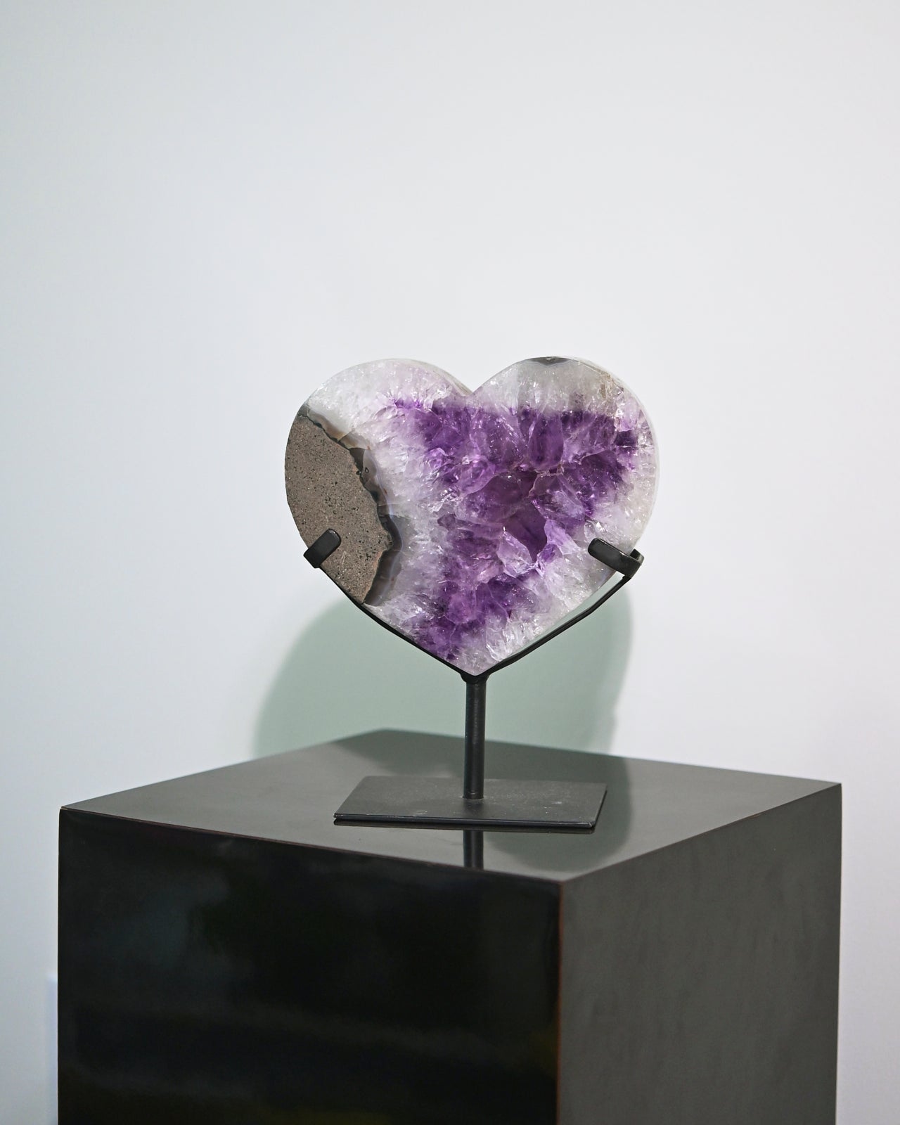 Natural Amethyst Crystal Geode Heart on Wooden Stand - 5.5lbs Purple Healing Stone for Home Decor, Meditation & Spiritual Gifts