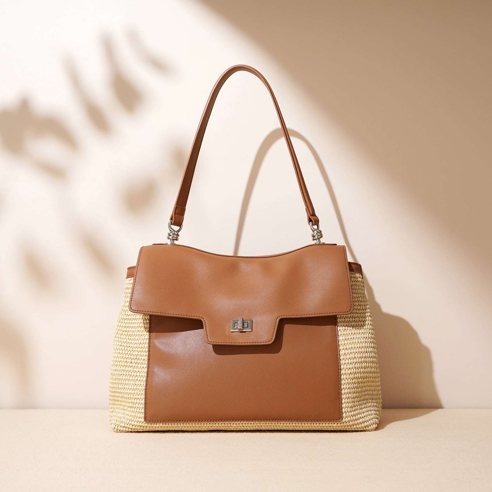 Stylish Summer Tote Bag for Women - Fashionable Large Beach Bag with Pockets - Perfect for Travel, Shopping & Beach Outings
